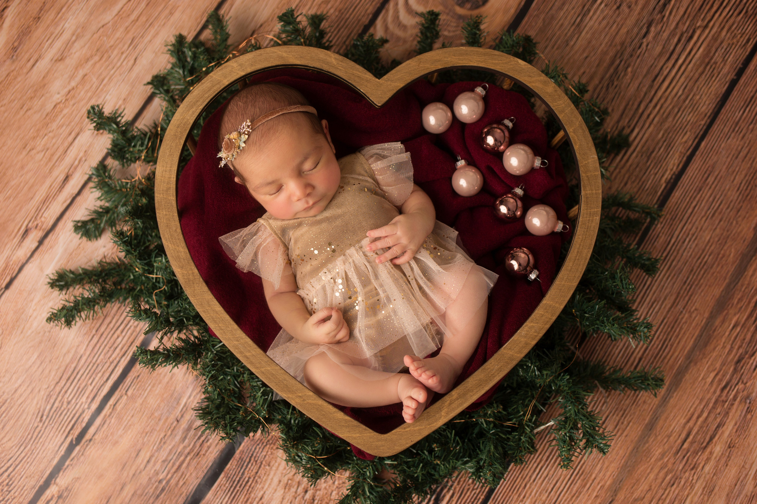 Ньюборн девочки. Фотограф новорожденных, семейный, детский фотограф в Москве и Московской области