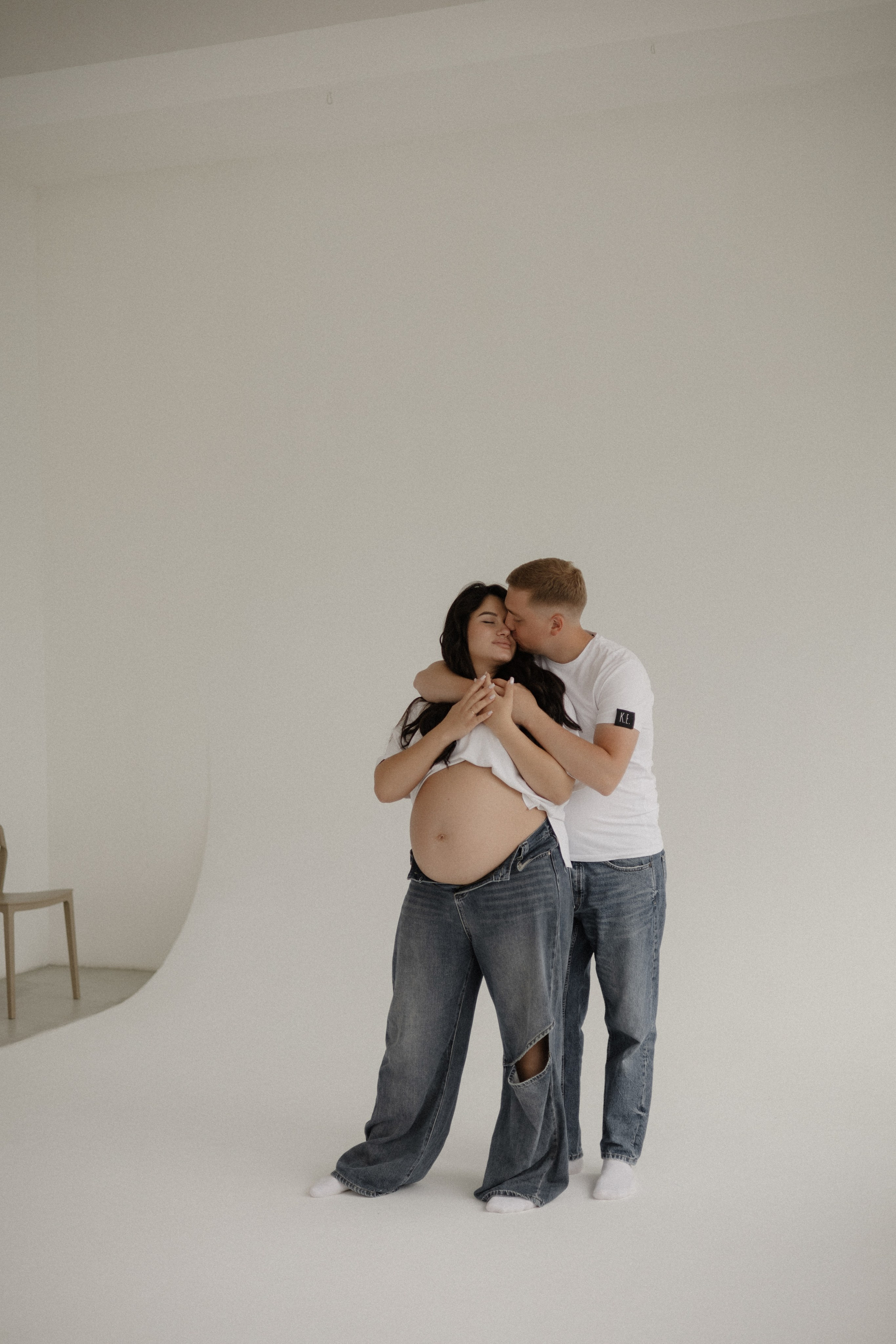 Екатерина и Артем фотосессия в студии. Свадебный и портретный фотограф в Москве Анастасия Масюк