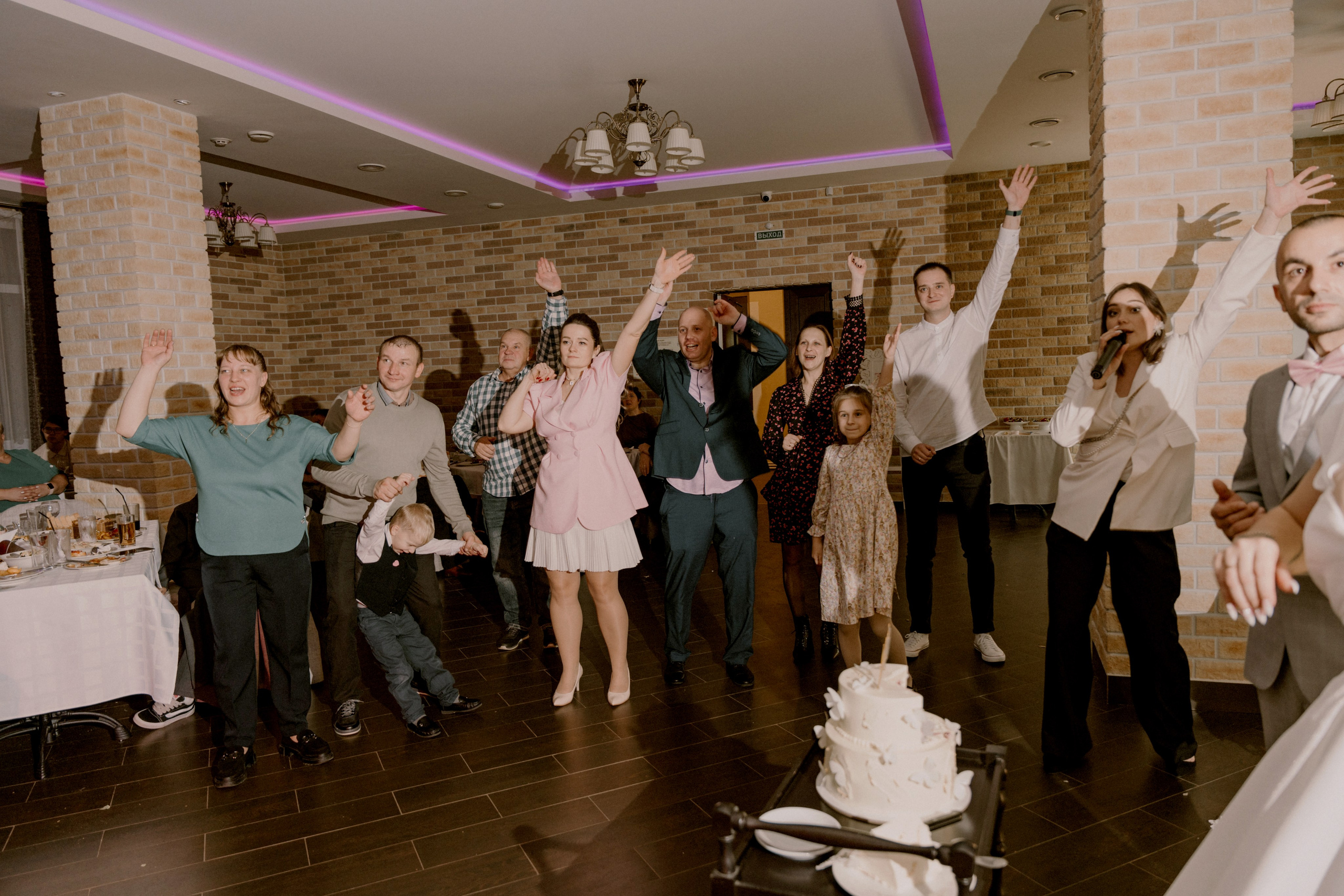 Денис и Ирина. Свадебный и индивидуальный фотограф в Суворове Клюева Мария