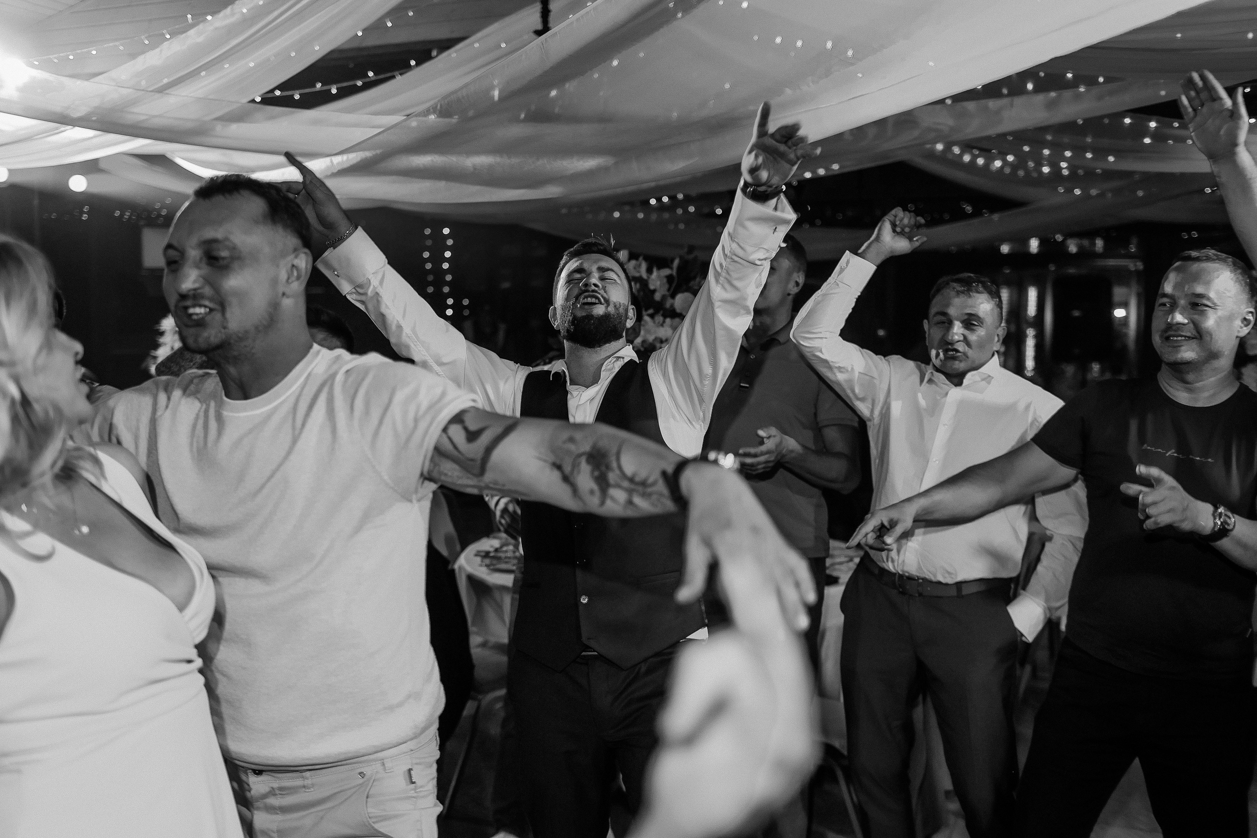 ЮРИЙ&ВАЛЕРИЯ. Фотограф Константин Неретин Магнитогорск, Челябинск, Екатеринбург, Москва, Питер, Тюмень