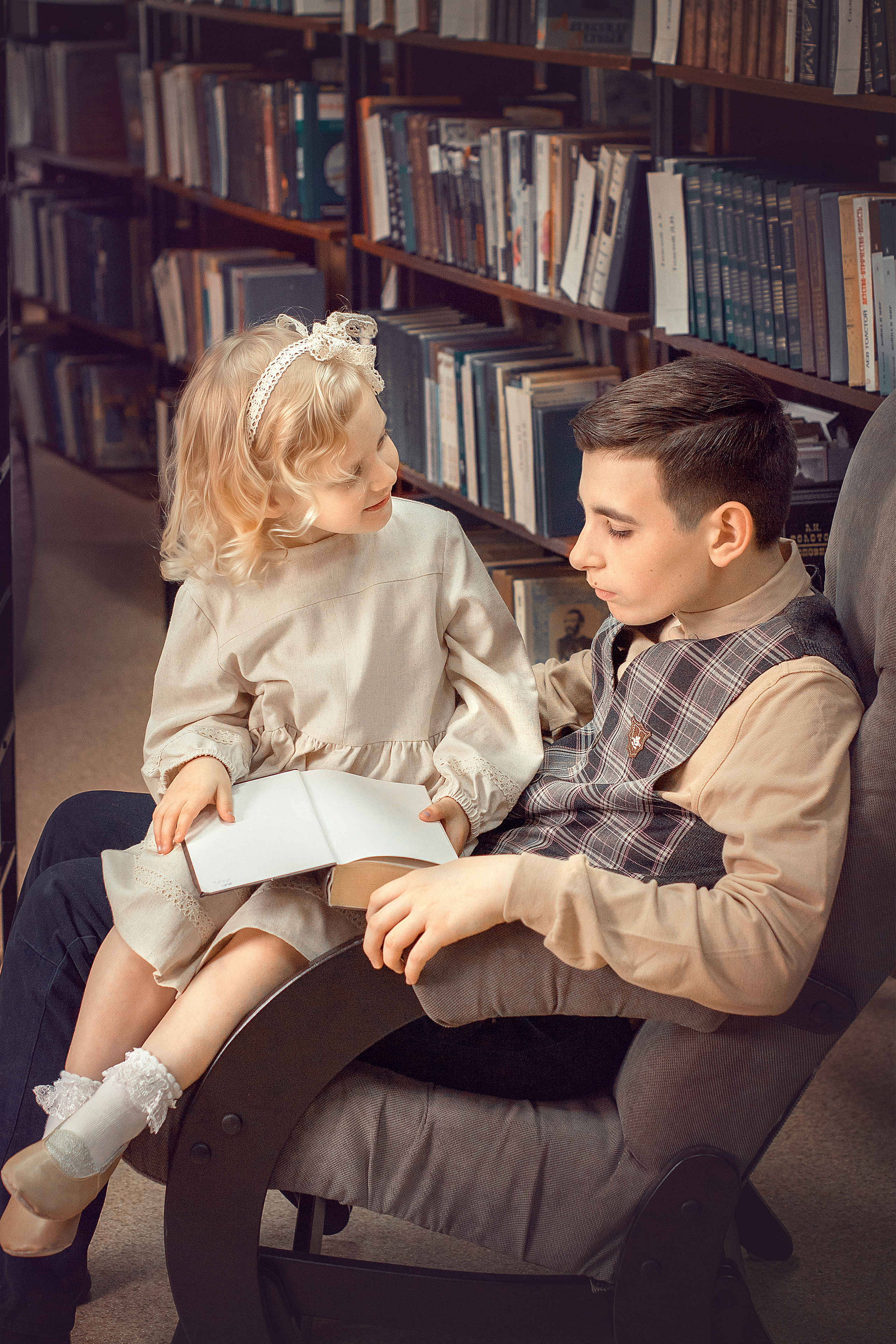 Библиотека. Фотограф в Волгодонске Елена Орешкина