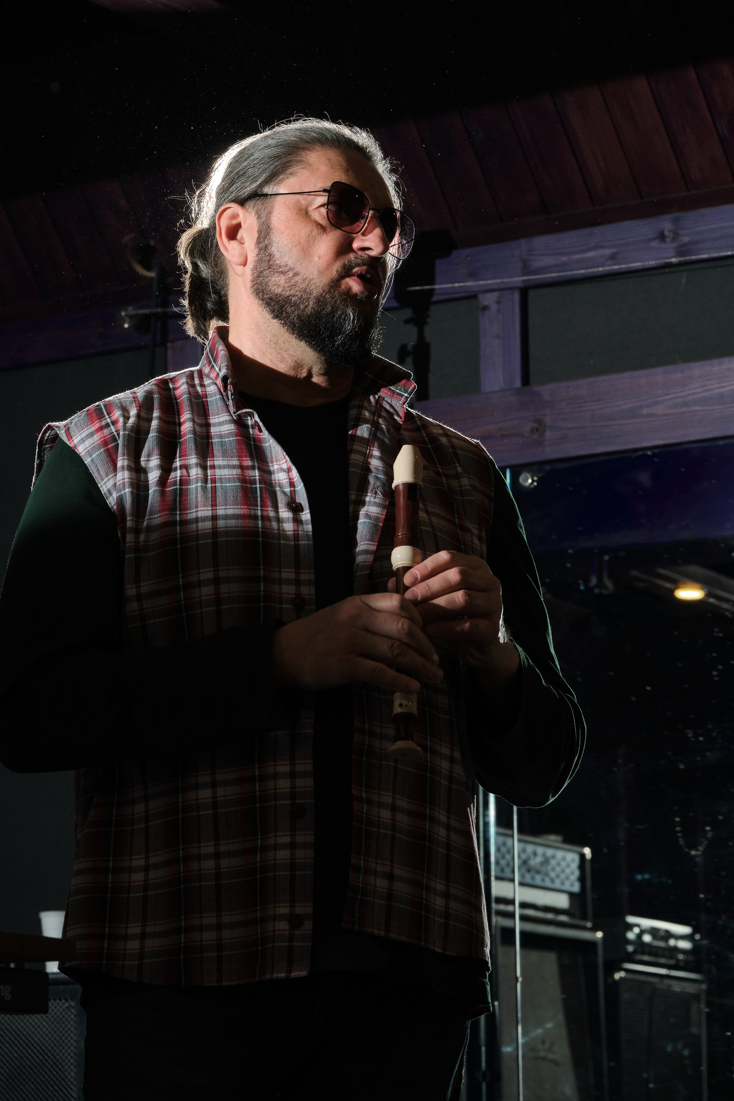 Фотограф для съемки музыкальной группы, услуги фотографа для музыкантов, певцов, эстрадной и концерной деятельности. Ваш фотограф для съемки концертов и мероприятий.