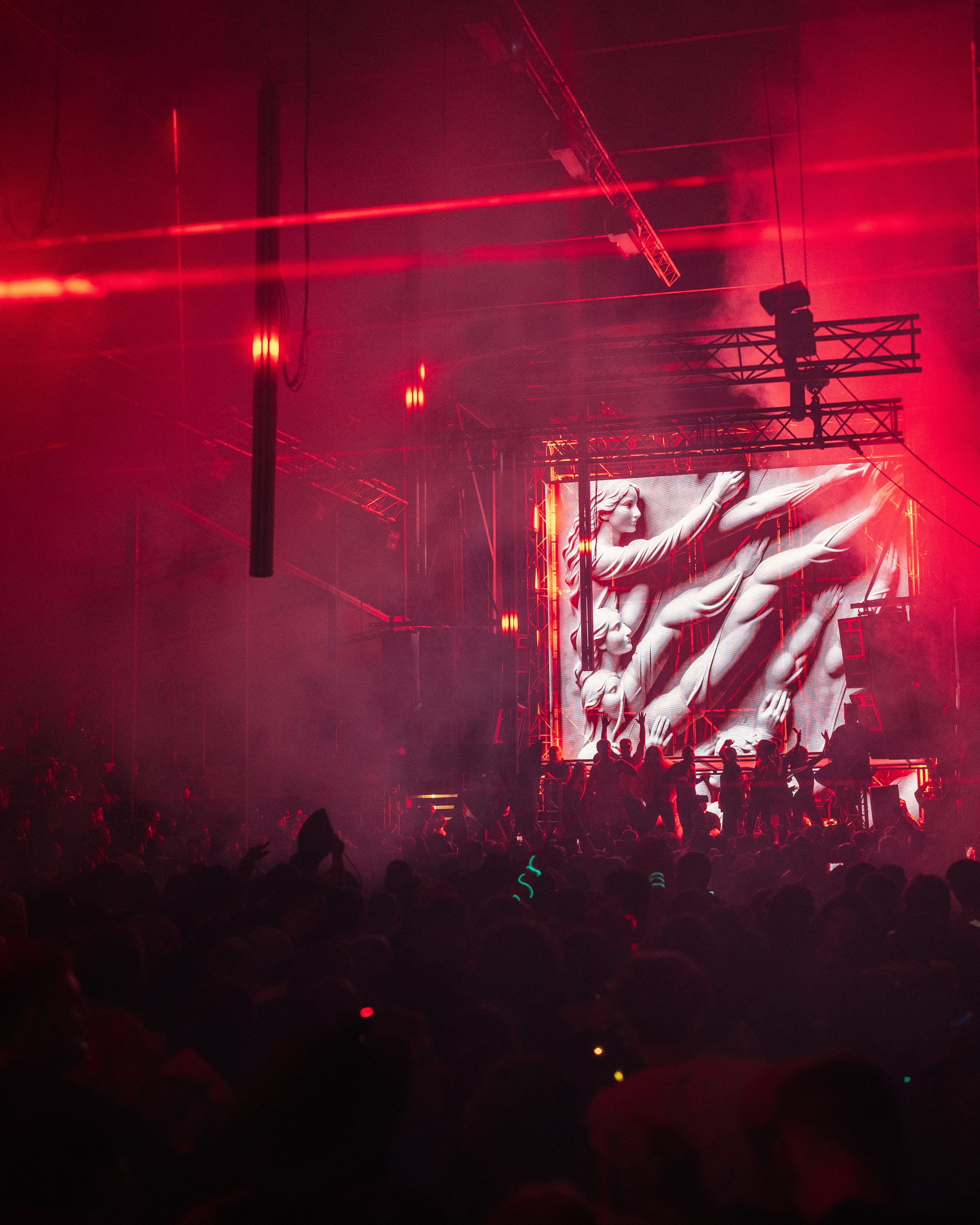 Signal 2024. @tomrus: Рустам Шагиморданов — фотограф