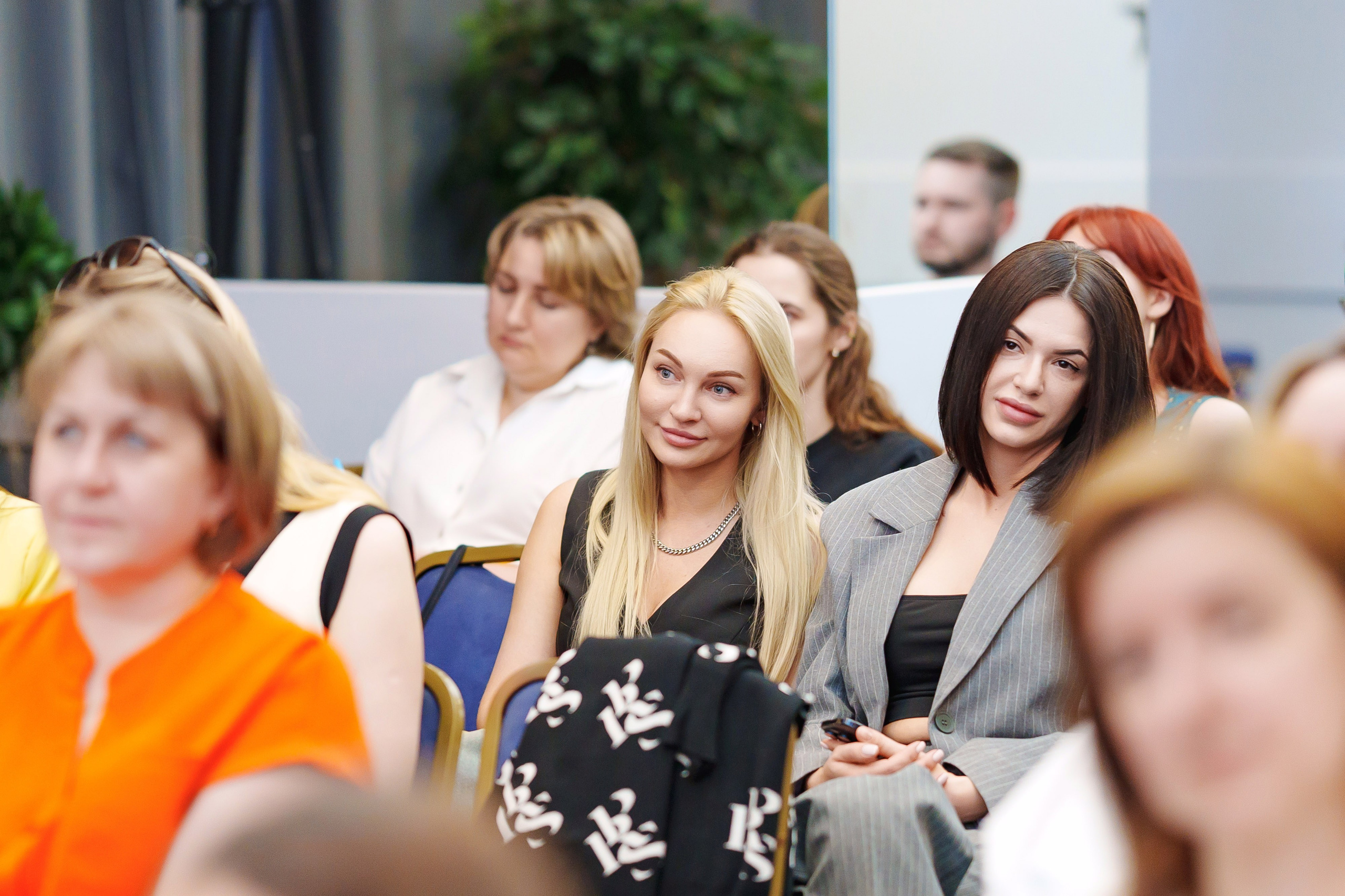 Форум Ортокератология. Репортаж конференции. Свадебный и семейный фотограф в Ростове-на-Дону. Андрей Сайфутдинов