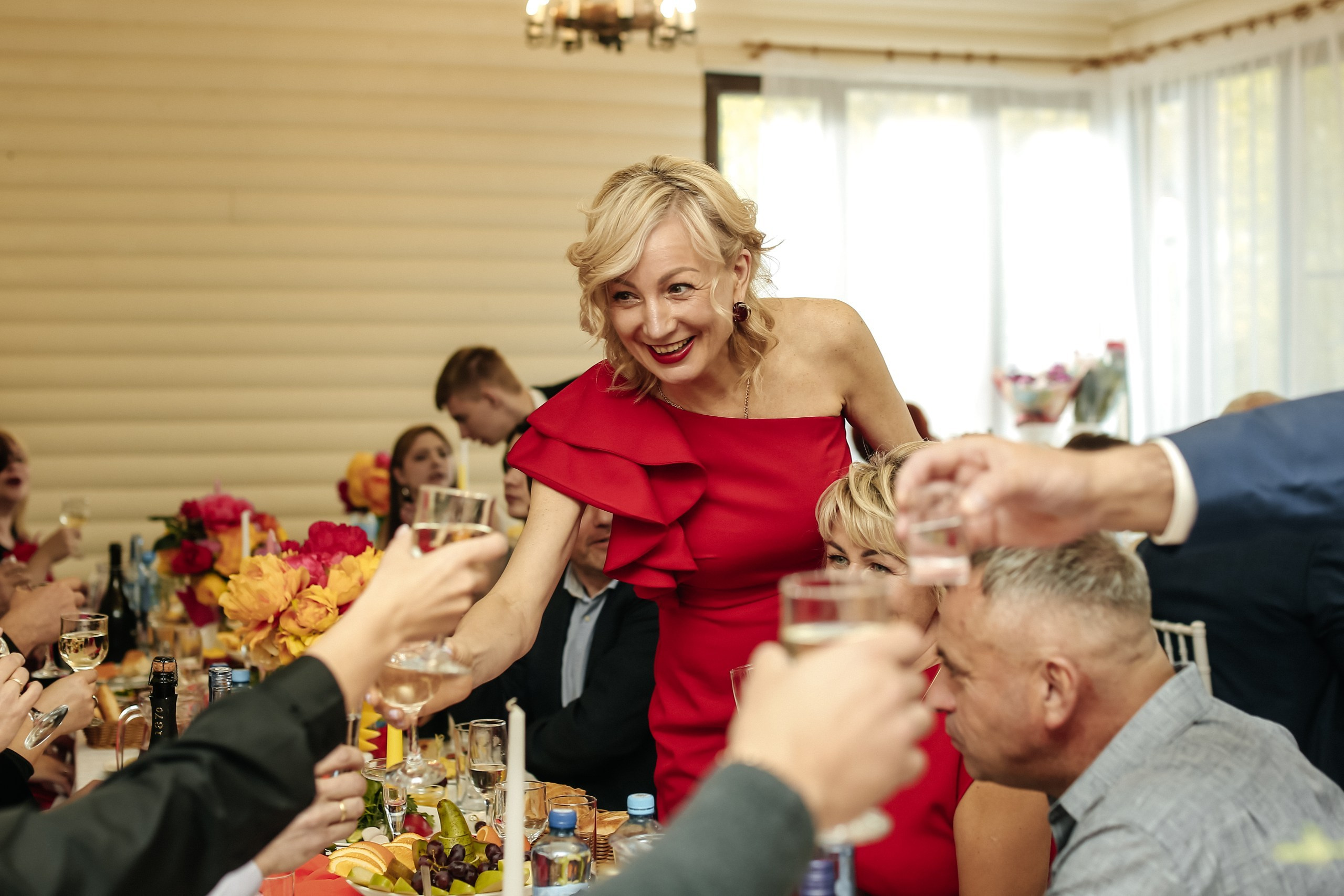 Юбилей Юлии 9 мая 2025 г. Свадебный ведущий в Москве Саксофон на свадьбу