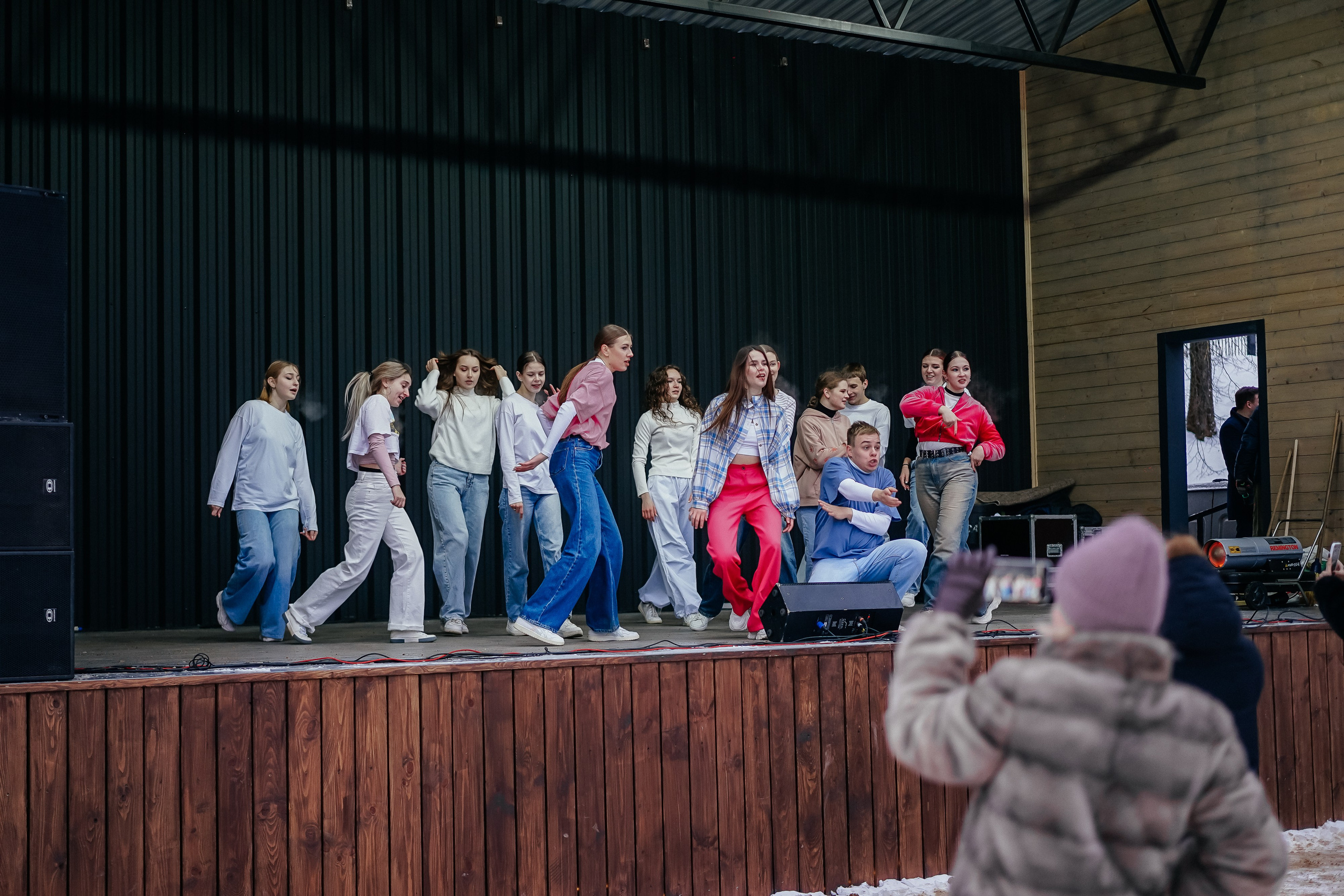 «Предновогодний переполох» Лопатинский сад, 14.12.2024. Фотограф и видеограф Смоленск | Студия Цезарь