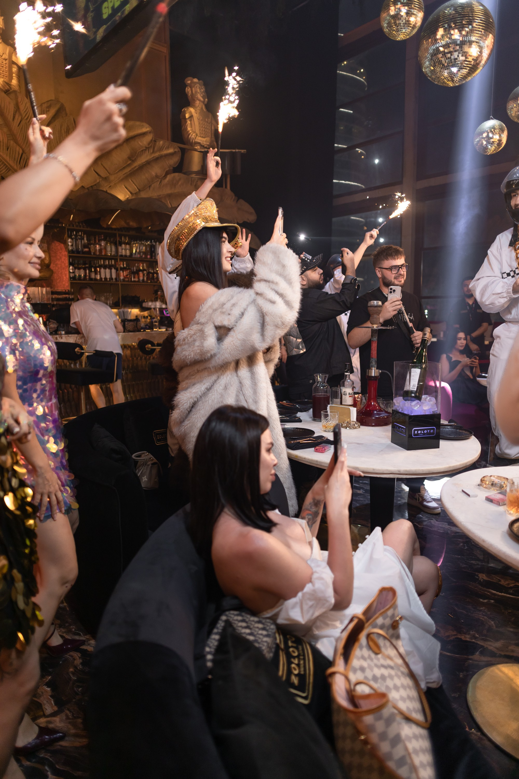 CONTENT FOR ZOLOTO. NOIZOMAX Художественный фотограф в Дубай