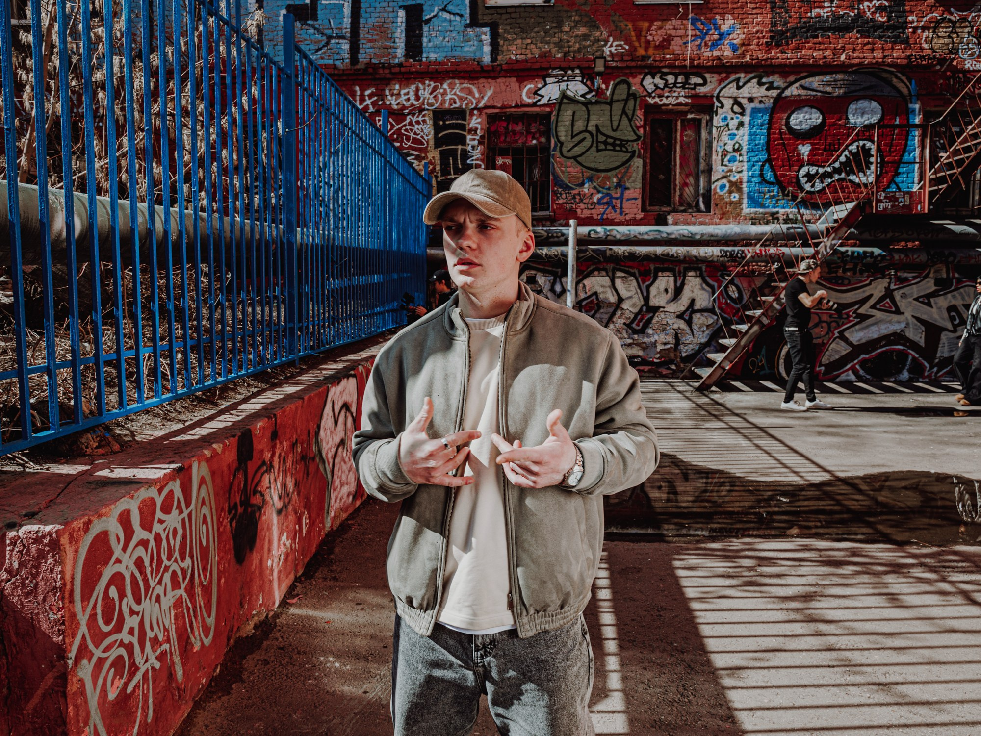 Прогулка в цвете. Фотограф Алексей Зозин в Москве