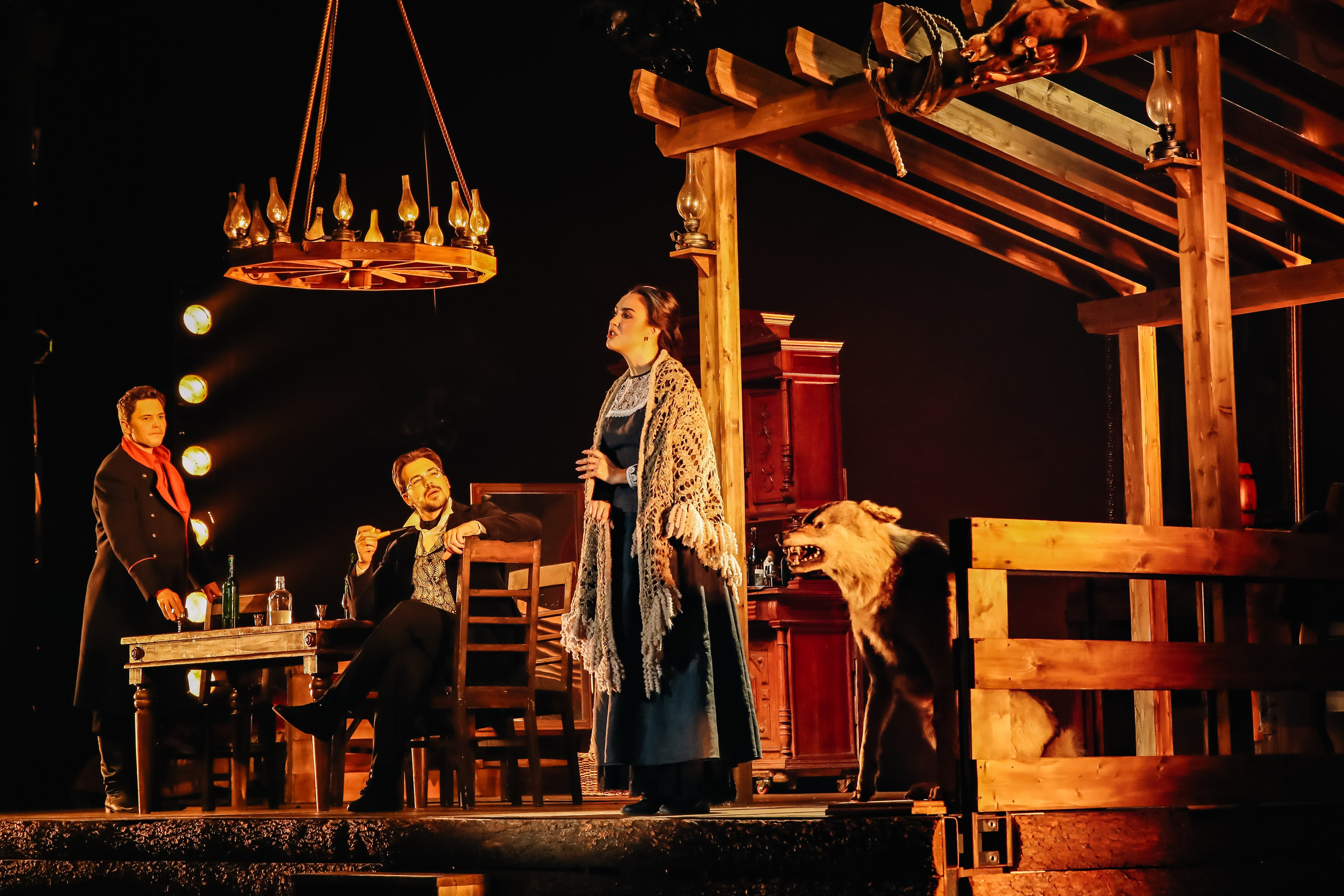 Премьера спектакля «На бойком месте» Театр Сатиры. Профессиональный фотограф в Москве | Заказать фотосессию и съемку