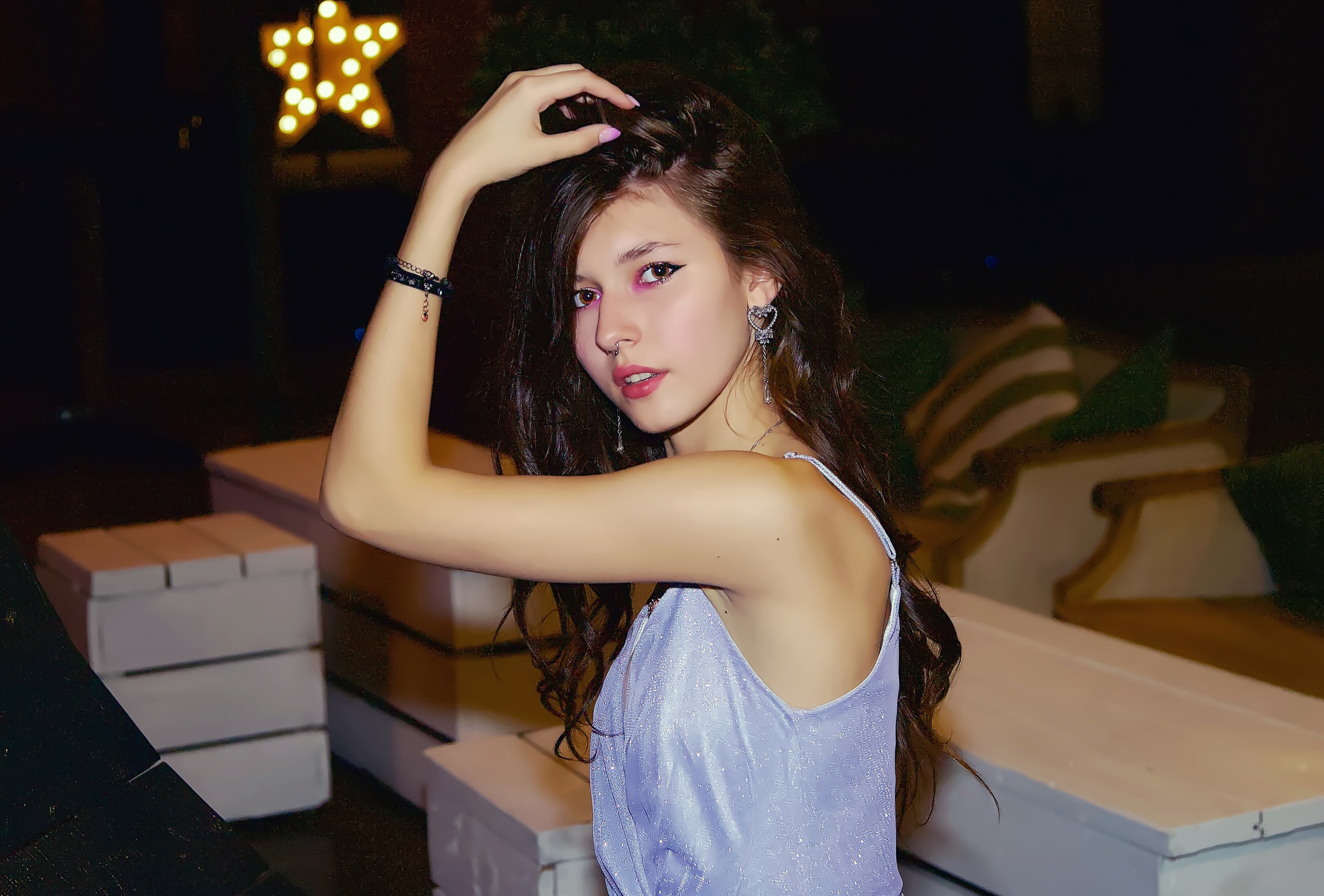 Выпускной 2023 (9-й класс, школа № 46). Loft Urban. Москва. Репортажная съемка в Москве и области. Анималистика