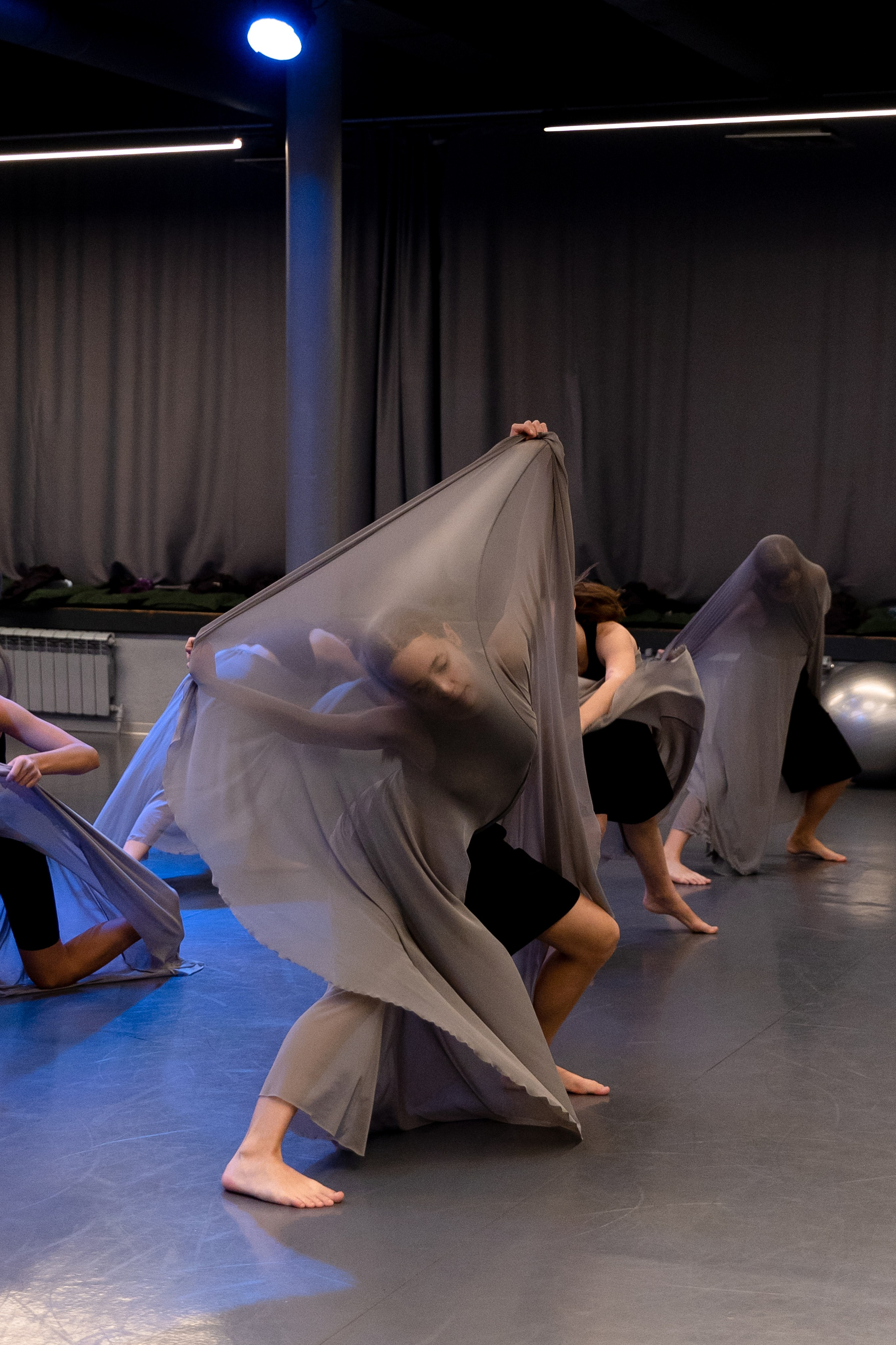 Репетиция в студии современной хореографии PLASTIKA. Главная