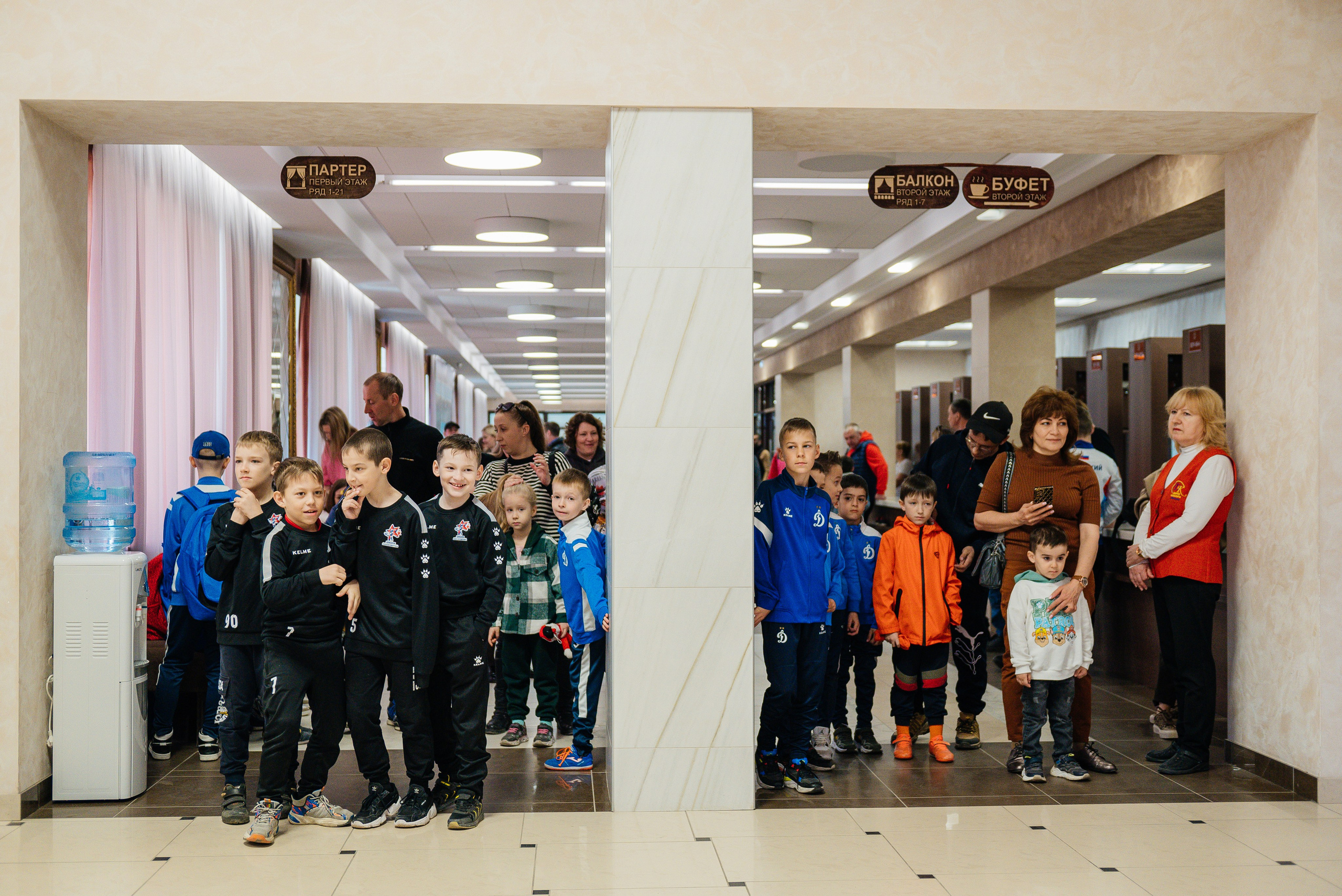 ЛИГА.БРО: JUNIOR 23/24. Свадебный и репортажный фотограф Никита Сницарев в Барнауле