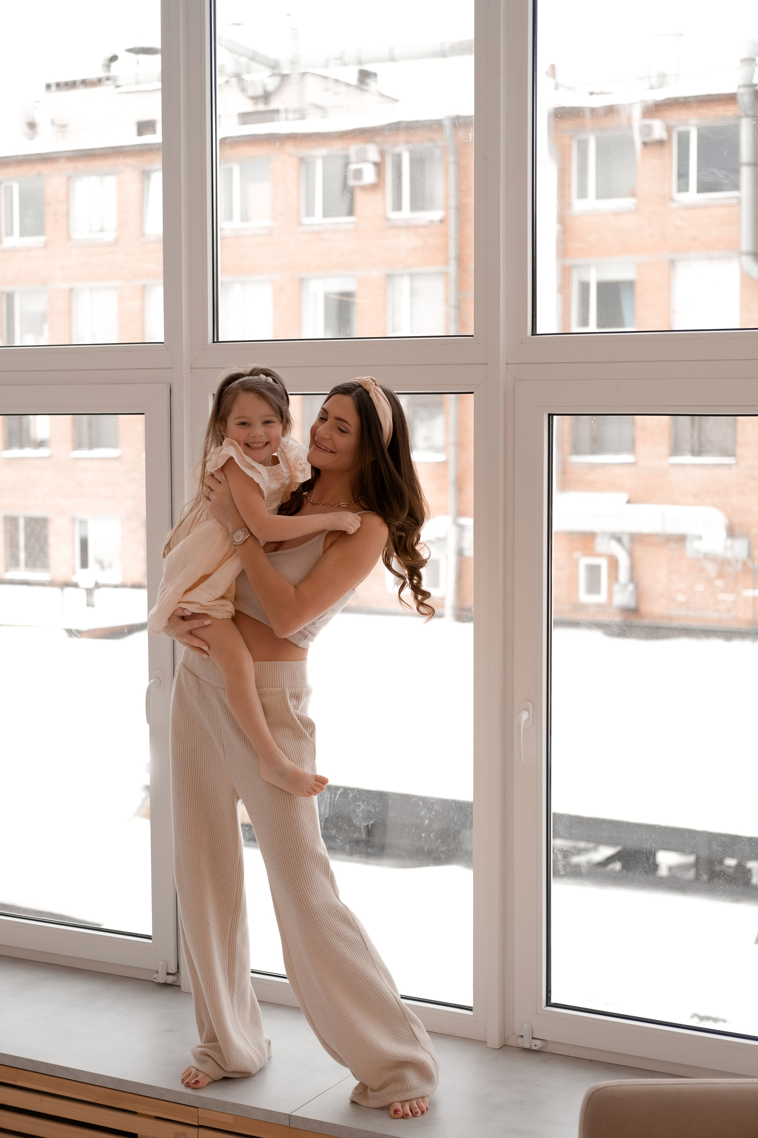 Семейная фотосессия (прогулки и студии). Семейный и женский фотограф в Санкт-Петербурге