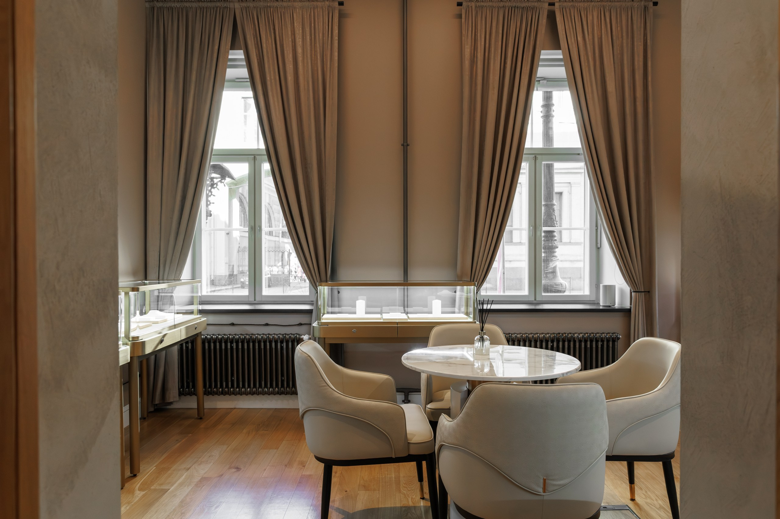 Ювелирный бутик Feliksov Diamond. Night2Day Санкт-Петербург