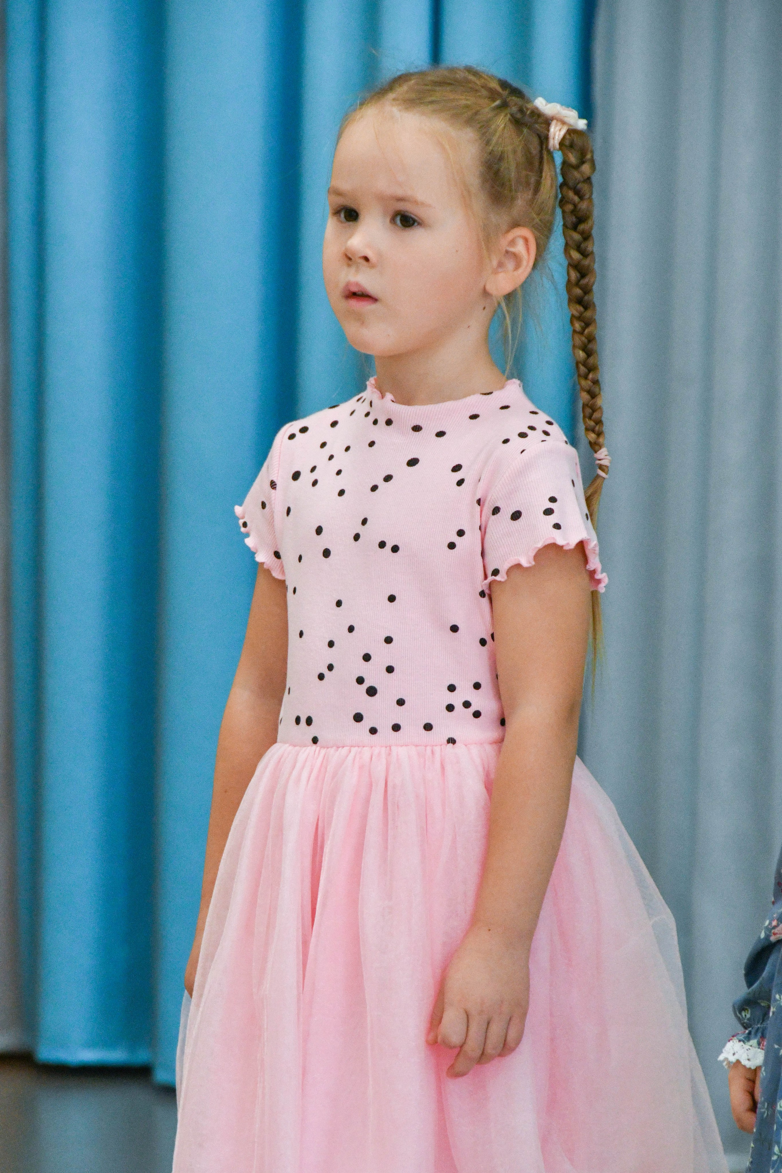 2023 г. День дошкольного работника и прогулка. Репортажный и детский фотограф в Новосибирске