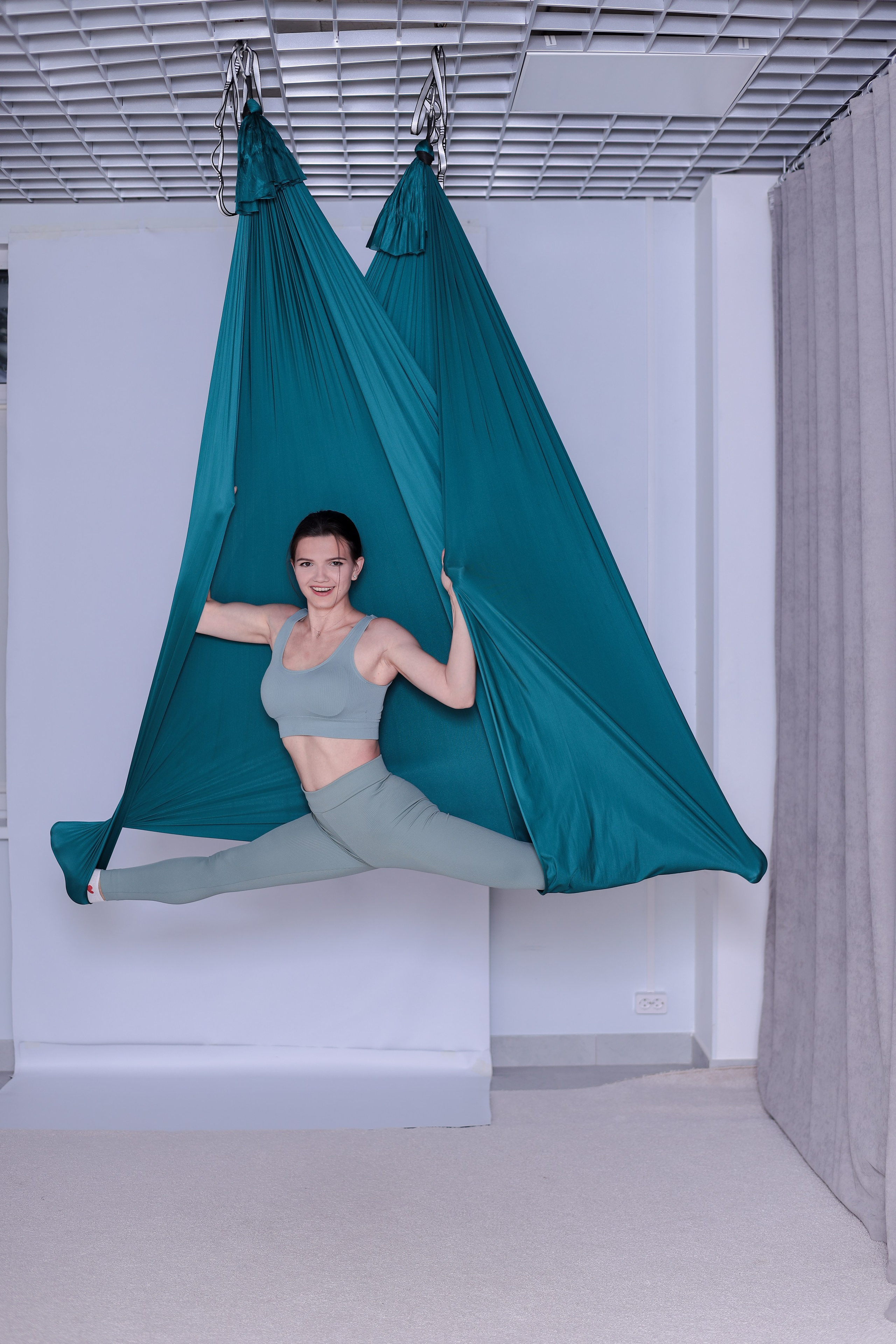 Арт-терапия + аэройога. Фотограф Надршина Лилия