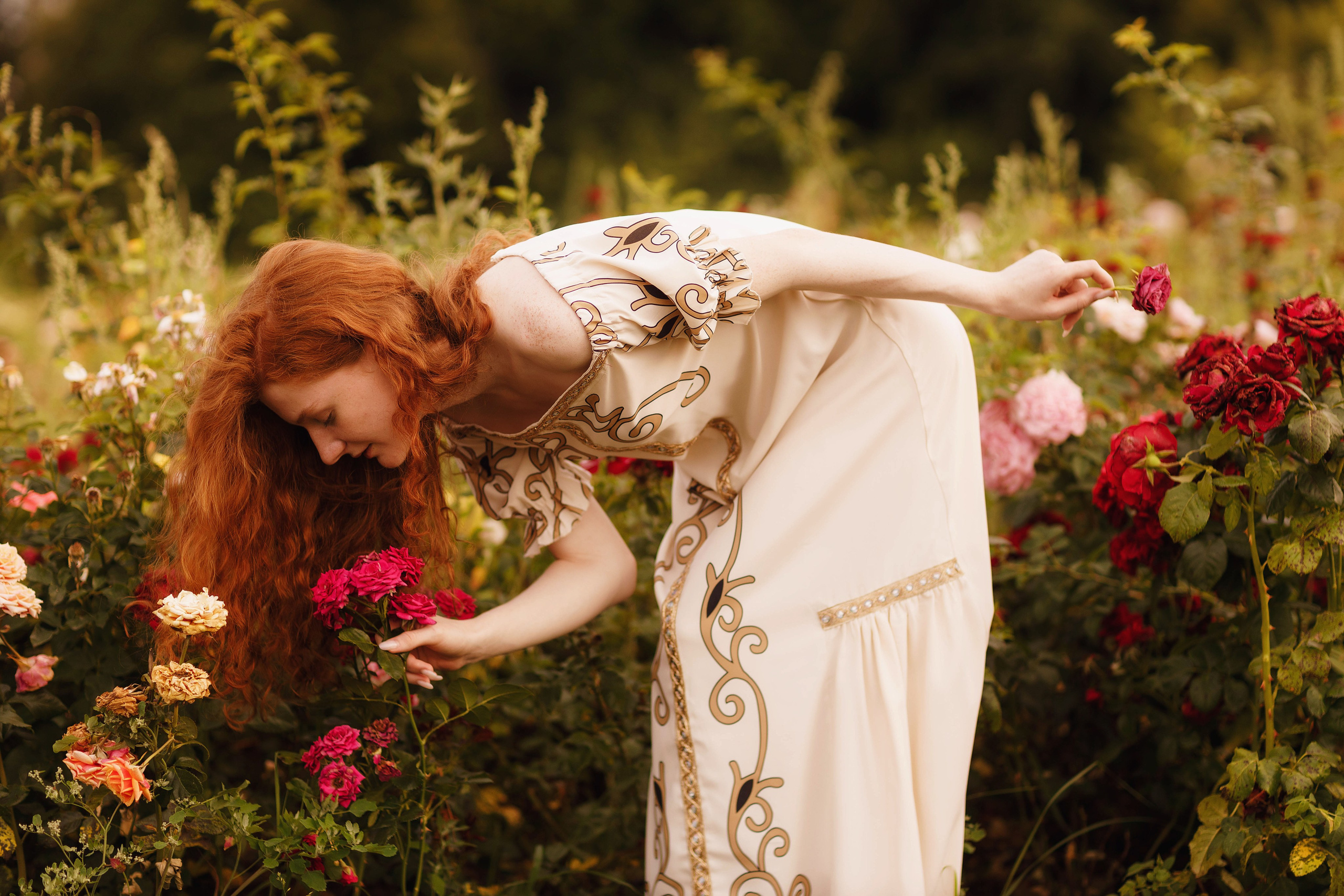 Фотосессия на заливе с Татой в платье от Ирины Павловой. Портретный и репортажный фотограф в Чебоксарах Андриян Чаркин