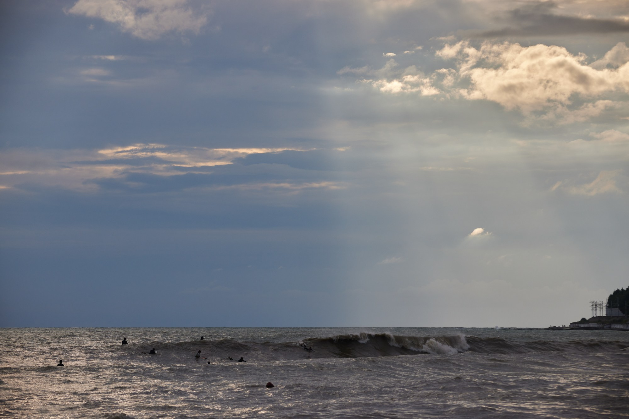 Море и серферы. Репортажный и постановочный Наталья Санникова