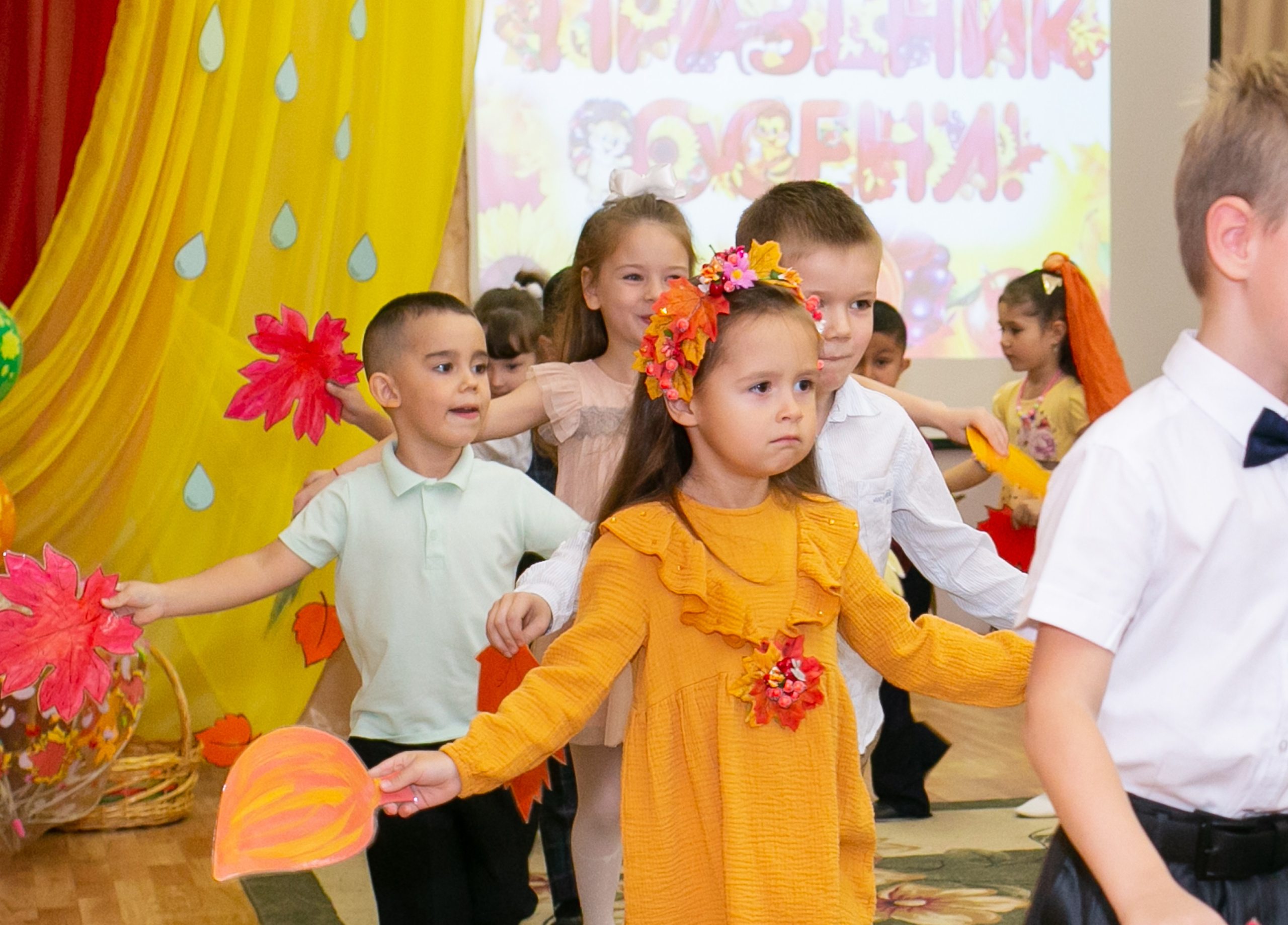 Выпускные и Утренники. Фотограф новорожденных и семейный фотограф НСО г. Бердск Марина Львова