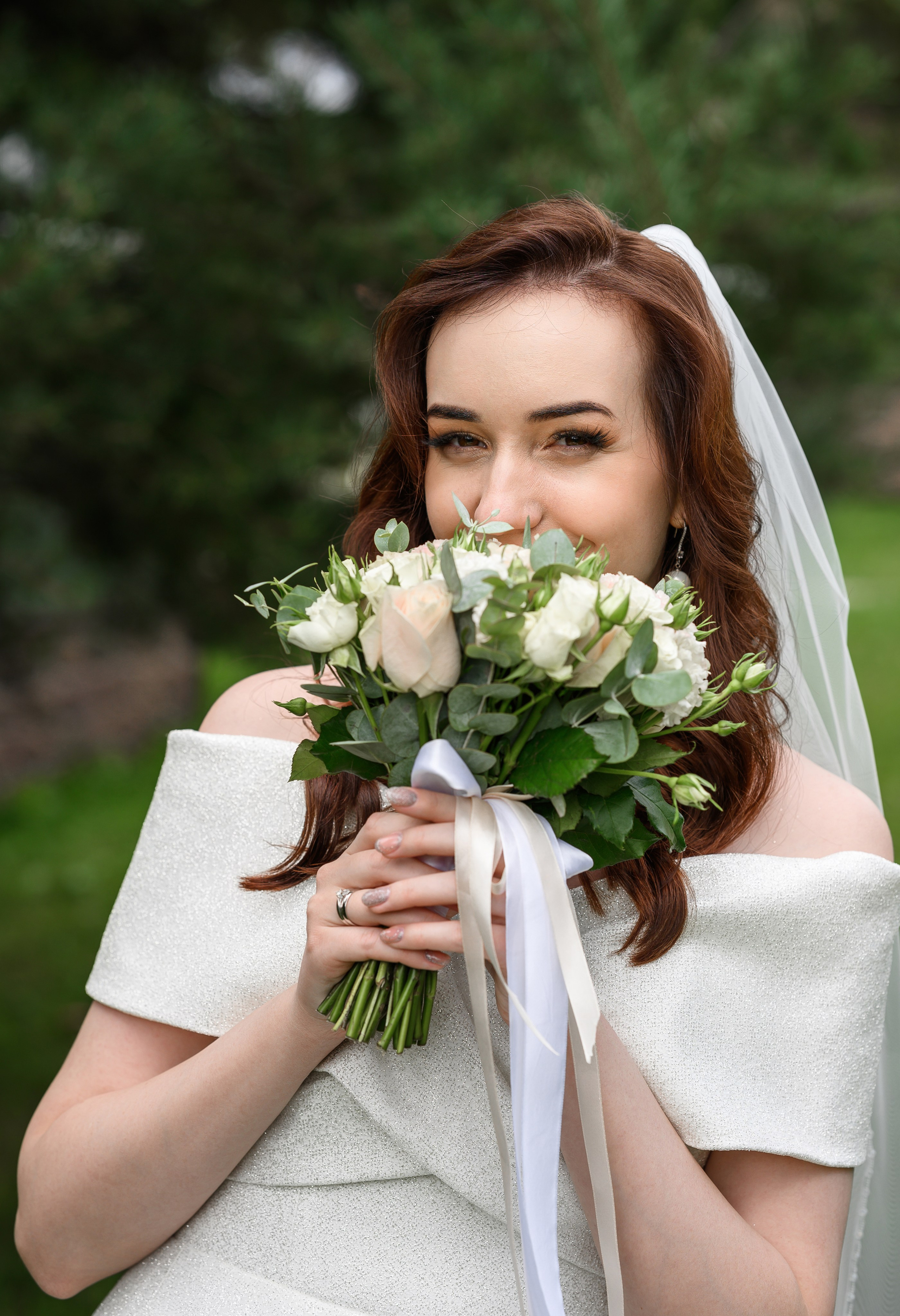 Свадебная фотосессия парк-отель Петрухино-клуб. Свадебный фотограф Москва Юрий Кульман