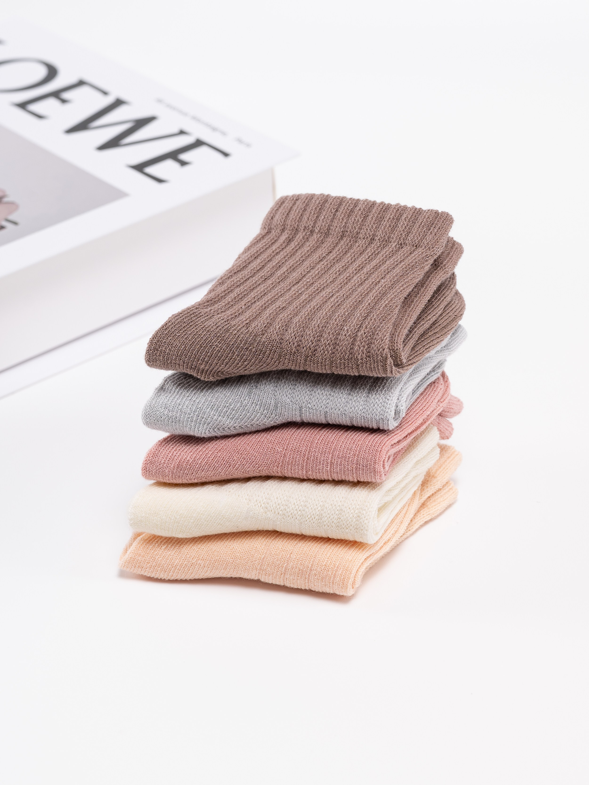 Детские носочки. Предметный фотограф, фото для маркетплейсов Пятигорск, КМВ