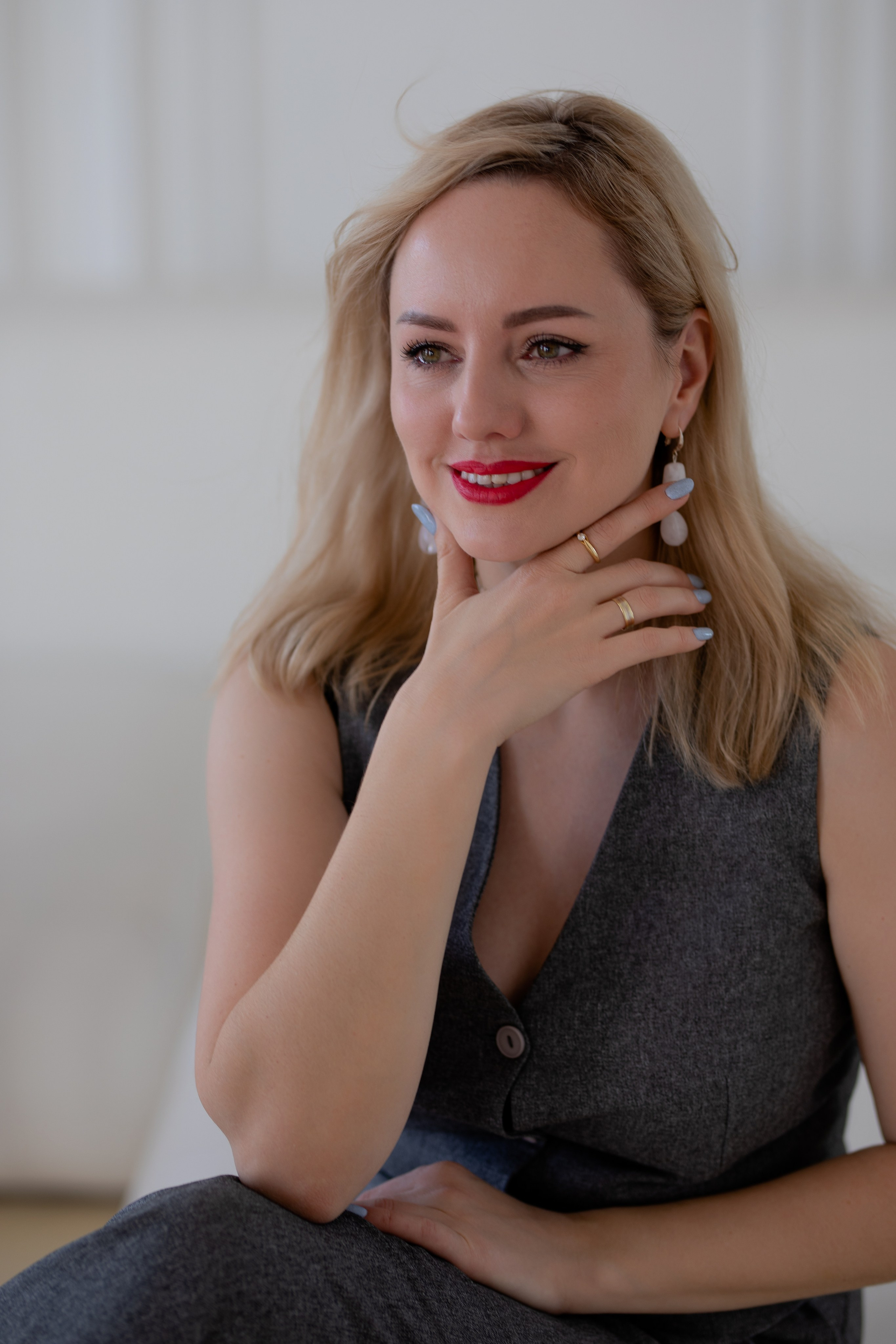 Светлана. Специалист по телеграмм ботам. Фотограф чувственного портрета в Санкт-Петербурге Светлана Фролова