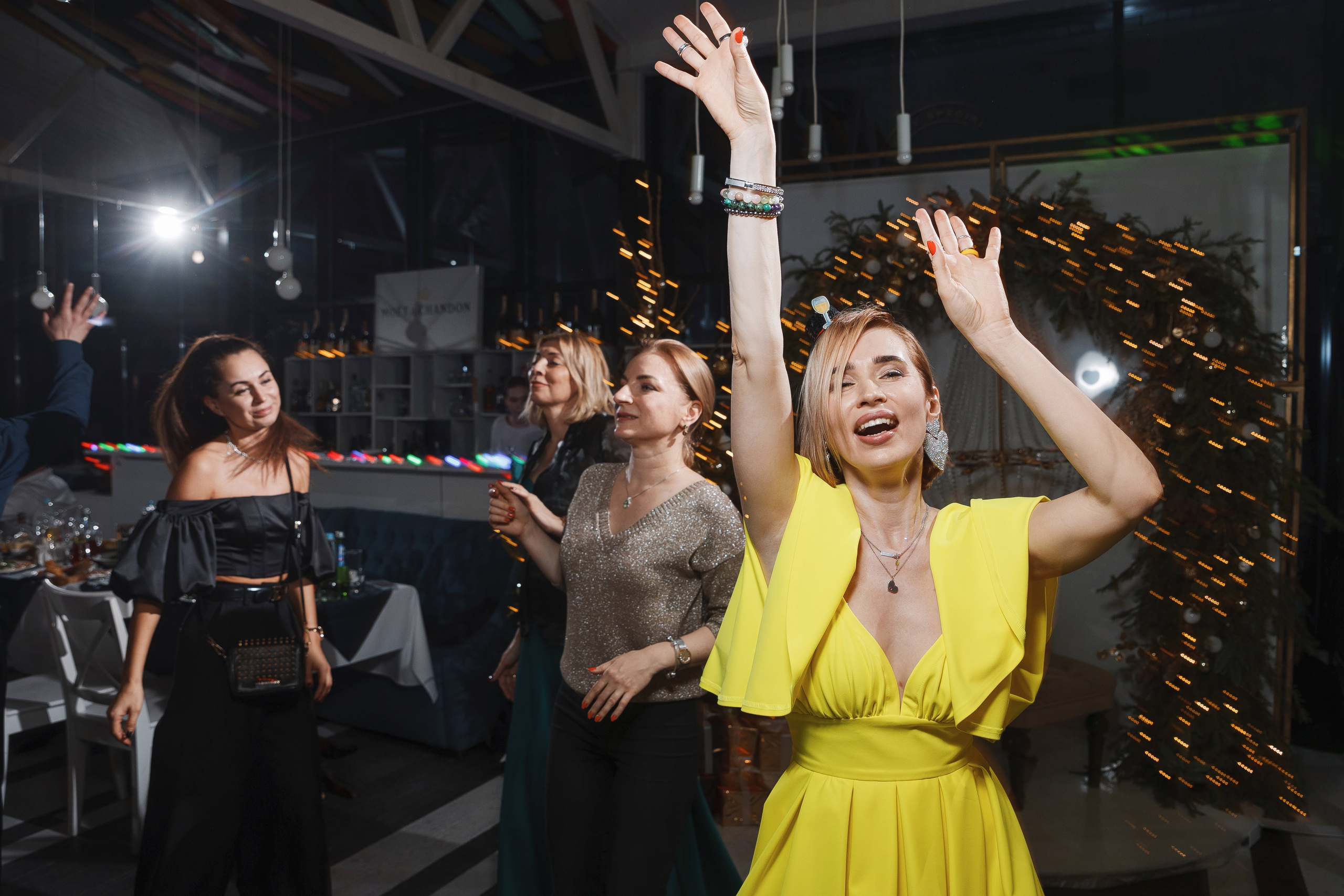 Новогодняя ночь в ресторане Миля. Свадебный и репортажный фотограф в Волгограде Антон Сидоренко