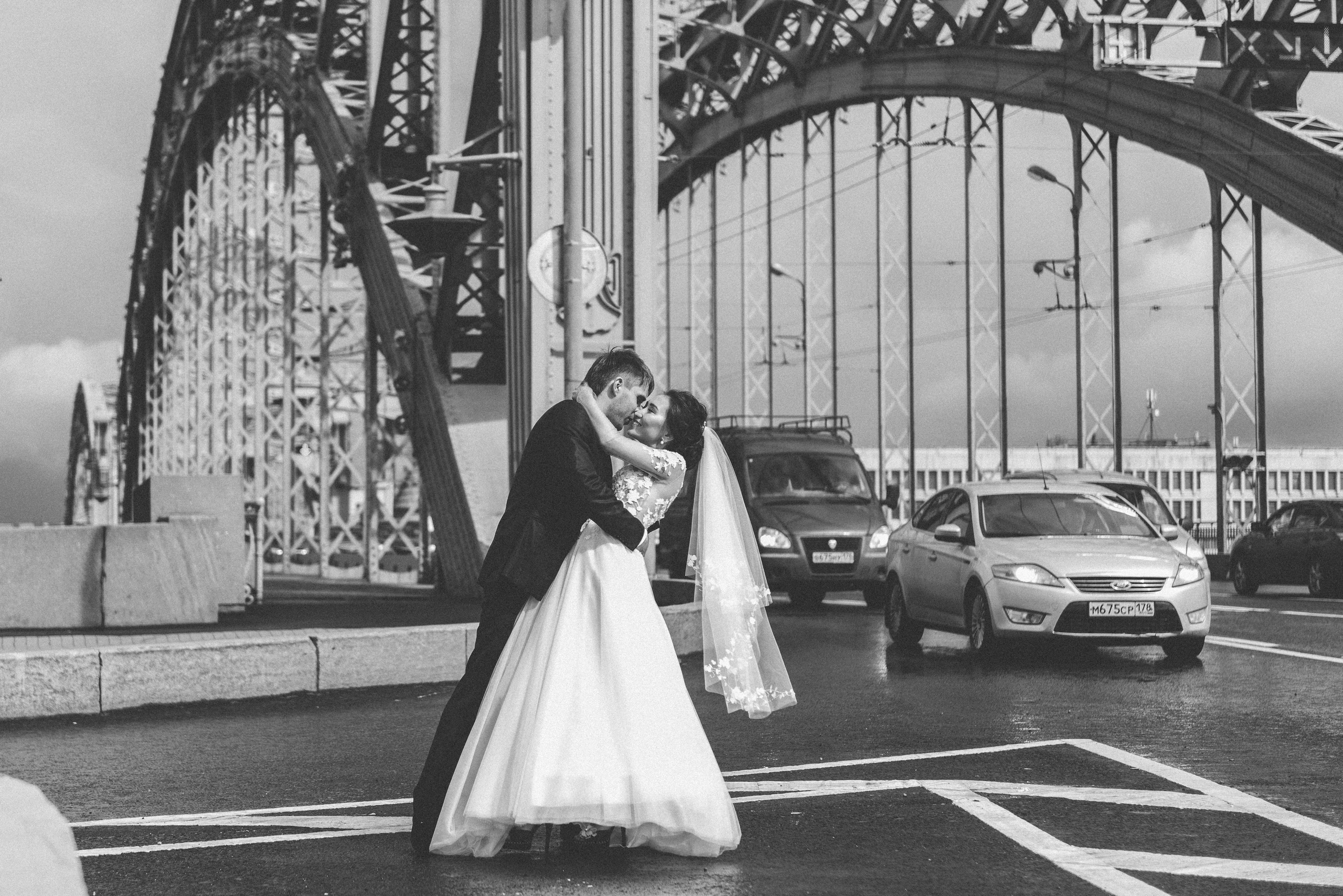 Свадьба для любителей ч/б фото. Артем и Айна. Свадебный и семейный фотограф София Невская