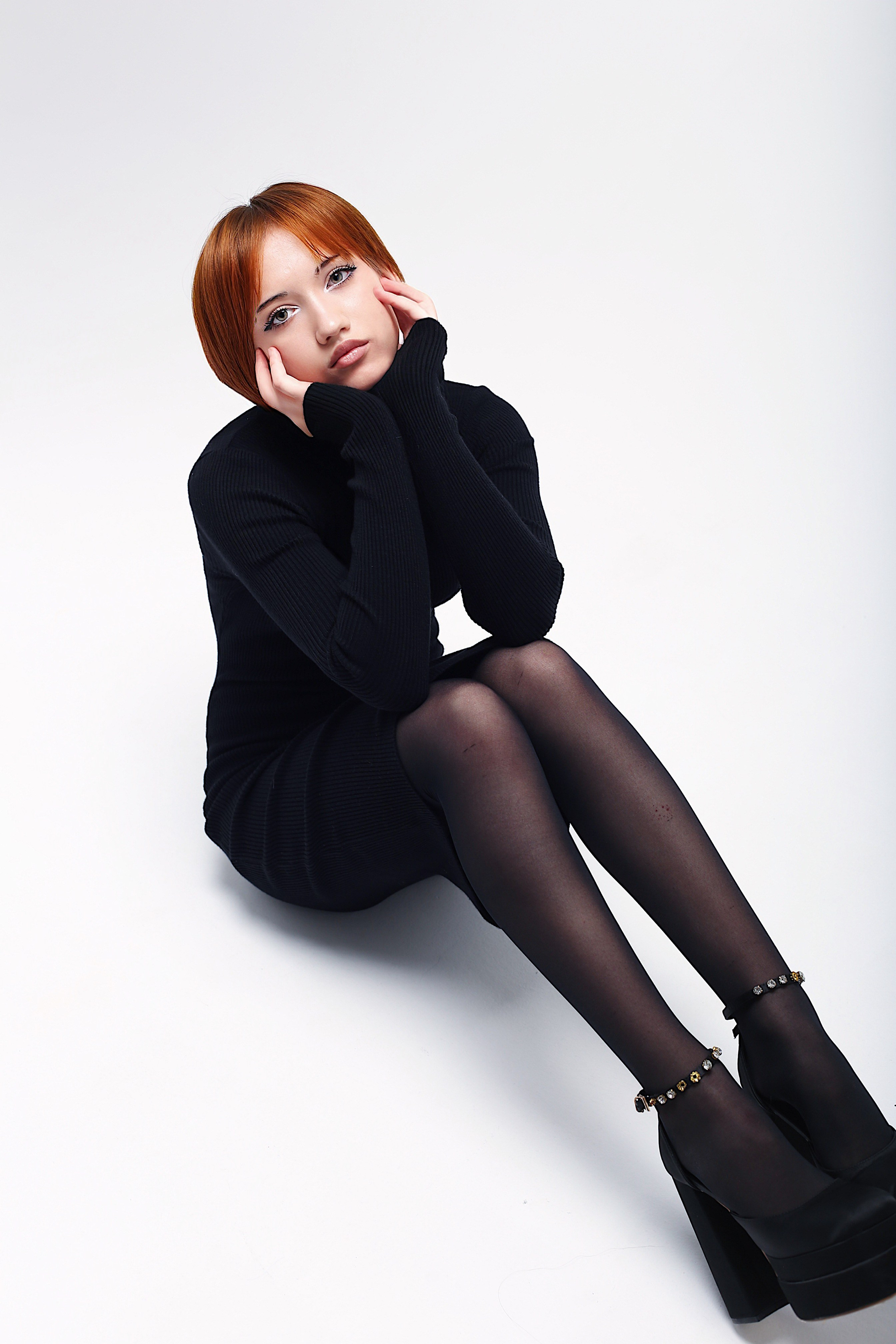 Мира. Студийная съемка 14 лет. Фотограф Пирумян Анна. г. Сургут, г. Воронеж