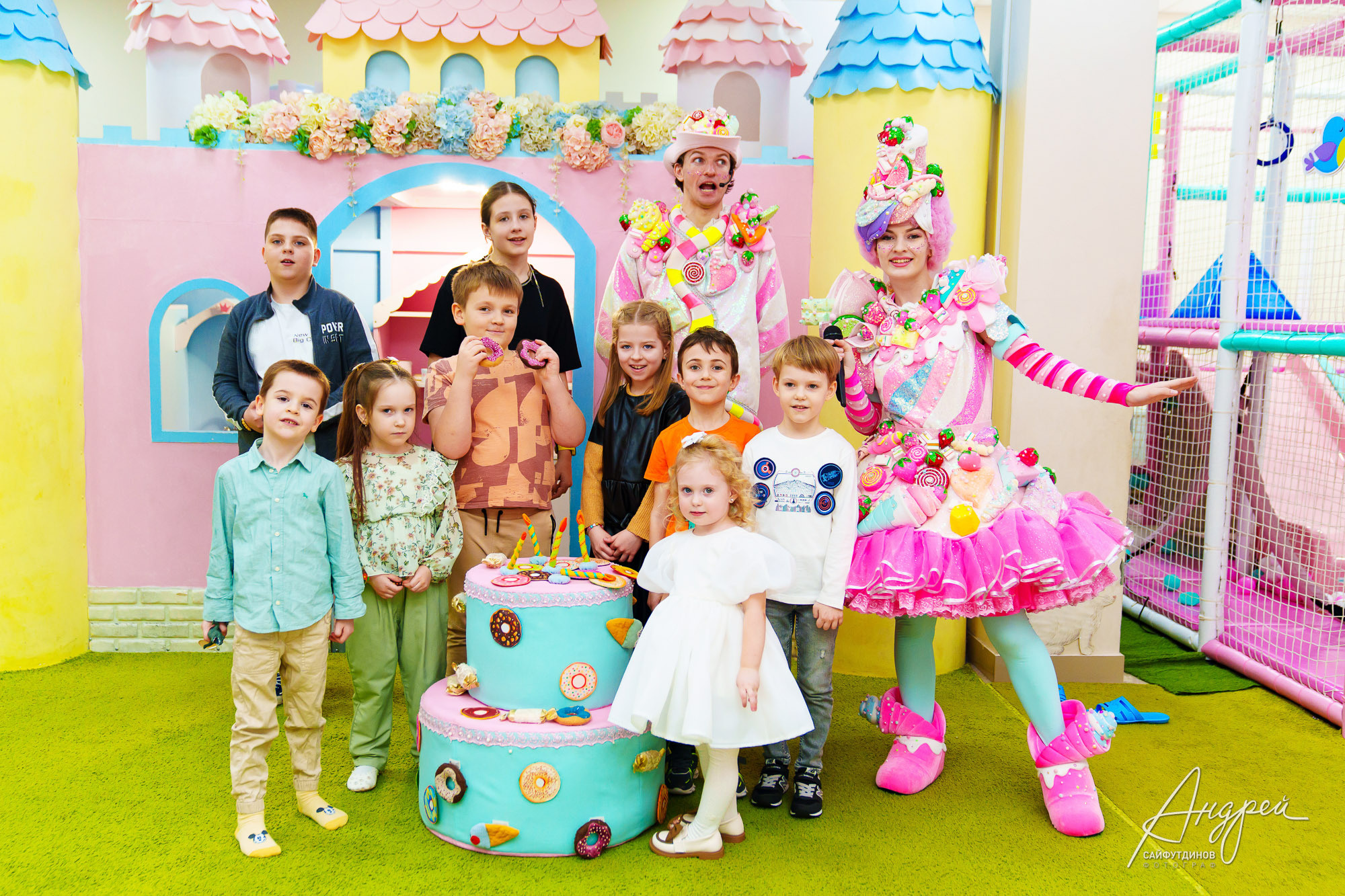 Каролине 3 года! Праздник в лофте Тайм студия. Свадебный и семейный фотограф в Ростове-на-Дону. Андрей Сайфутдинов