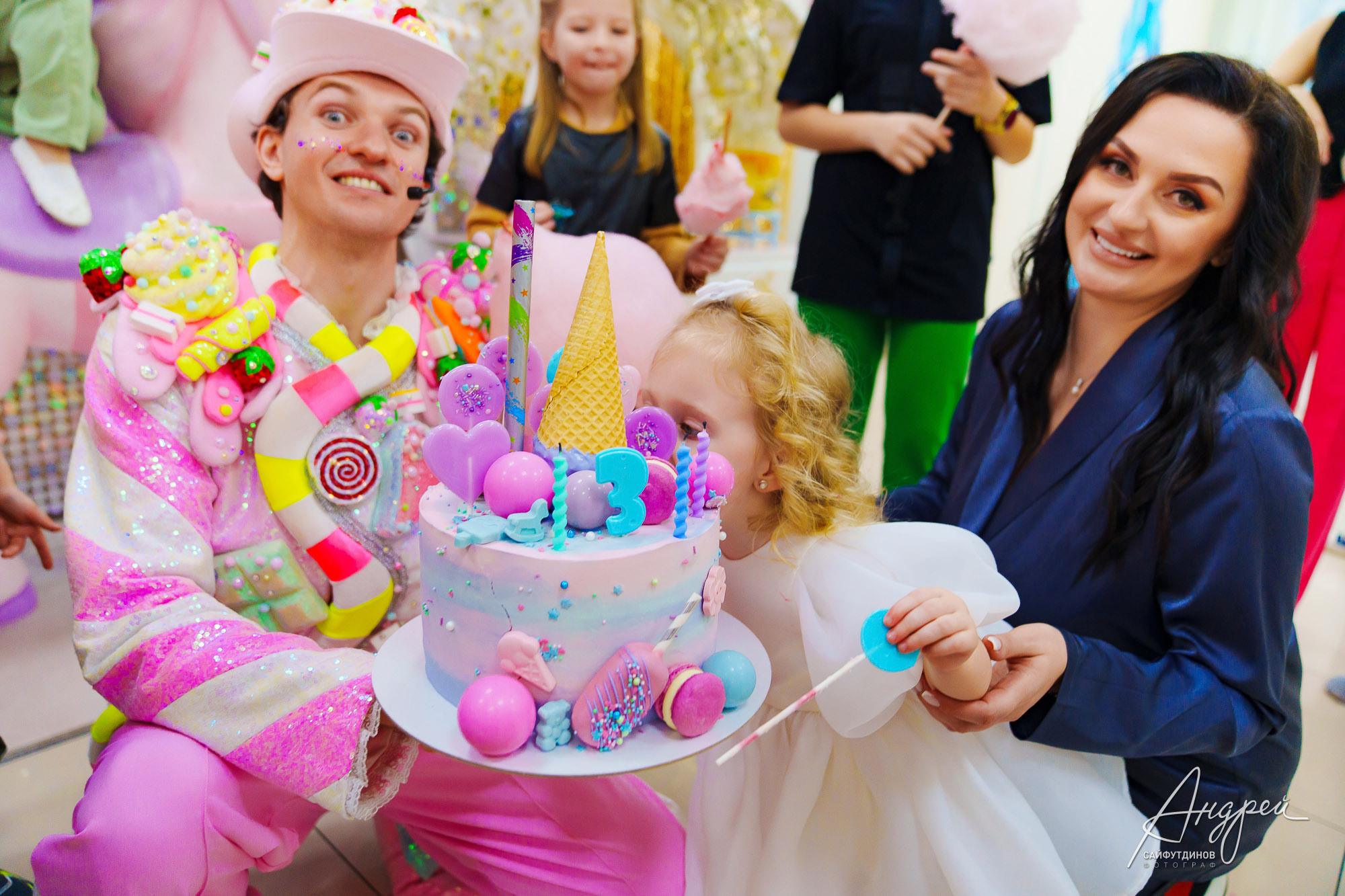 Каролине 3 года! Праздник в лофте Тайм студия. Свадебный и семейный фотограф в Ростове-на-Дону. Андрей Сайфутдинов