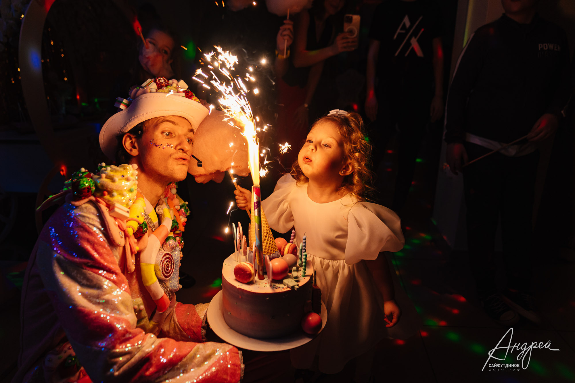Каролине 3 года! Праздник в лофте Тайм студия. Свадебный и семейный фотограф в Ростове-на-Дону. Андрей Сайфутдинов
