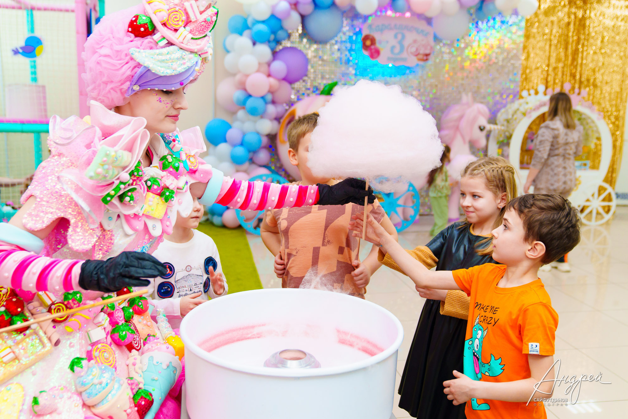 Каролине 3 года! Праздник в лофте Тайм студия. Свадебный и семейный фотограф в Ростове-на-Дону. Андрей Сайфутдинов