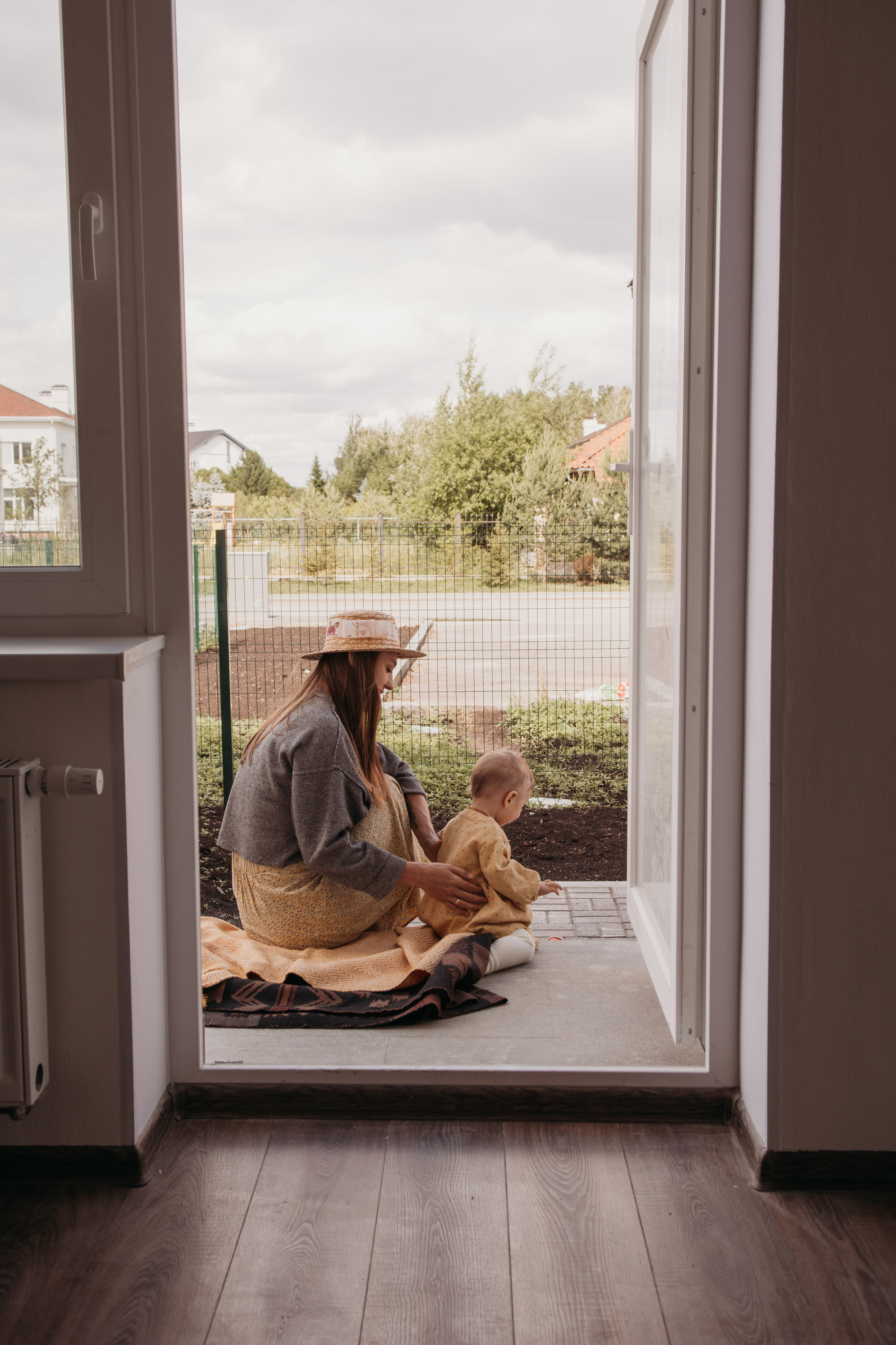 Доченька, тебе уже годик 🧡. Семейный фотограф в Екатеринбурге Всеволод и Марина Пономаревы