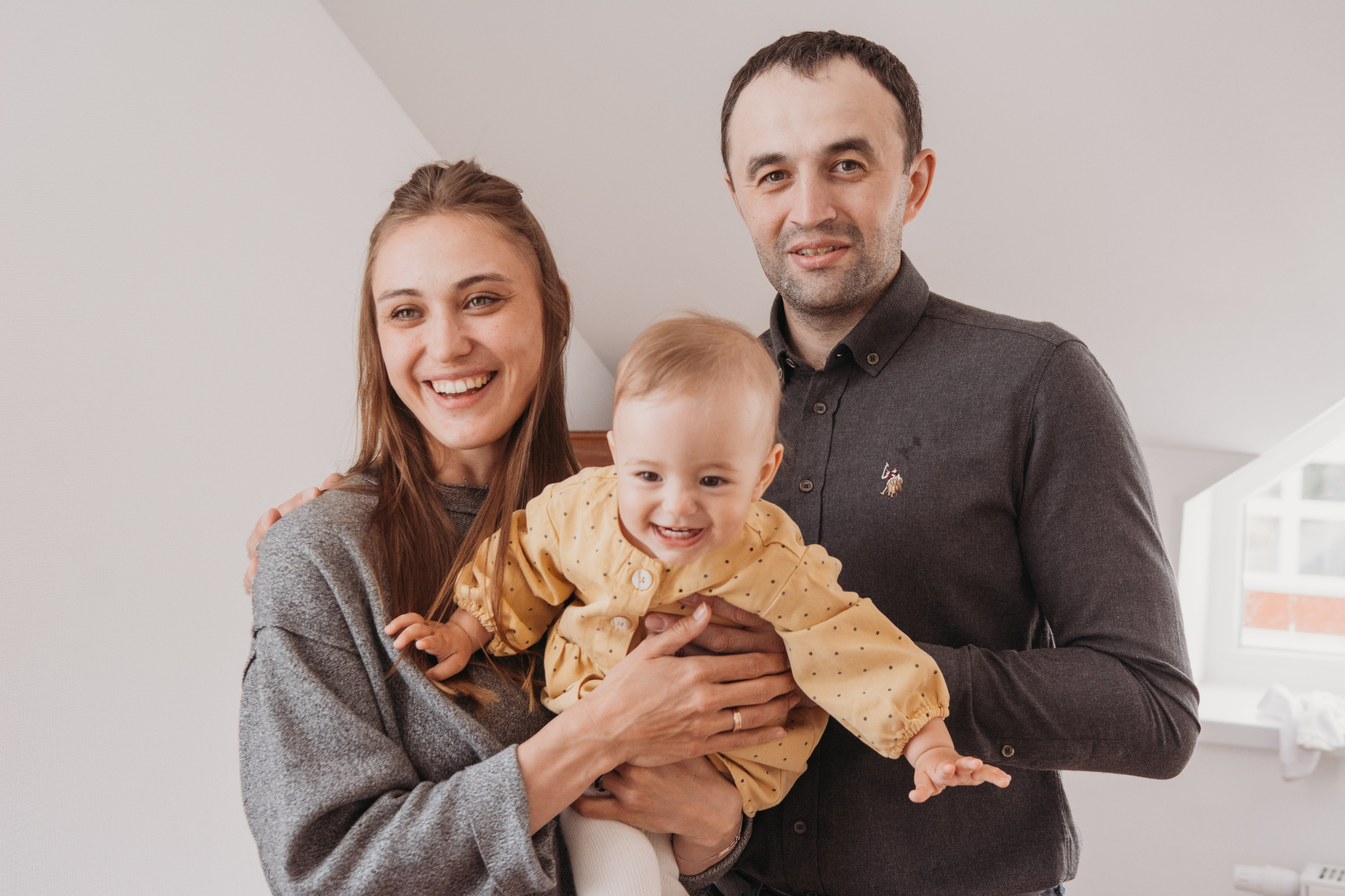 Доченька, тебе уже годик 🧡. Семейный фотограф в Екатеринбурге Всеволод и Марина Пономаревы