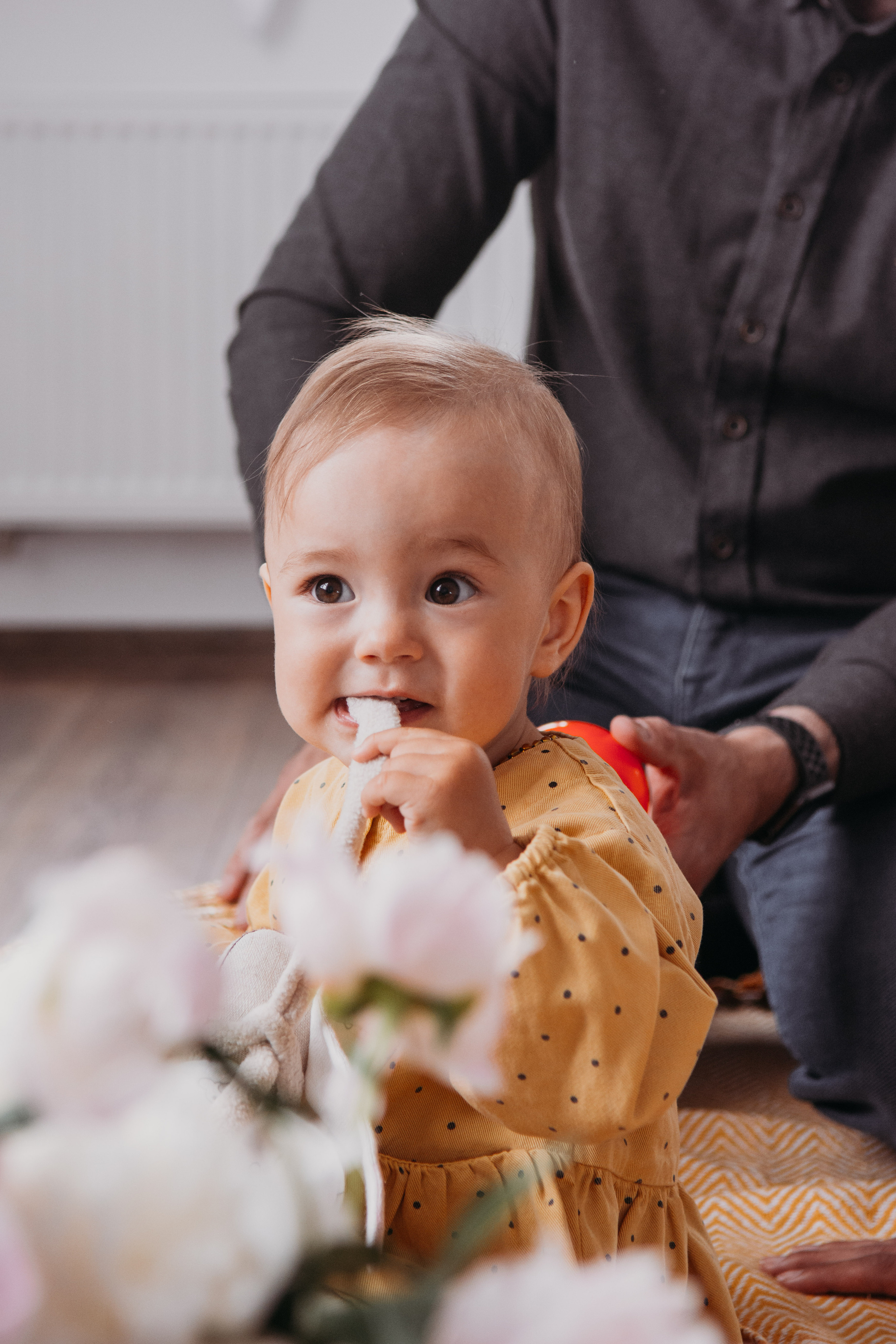 Доченька, тебе уже годик 🧡. Семейный фотограф в Екатеринбурге Всеволод и Марина Пономаревы
