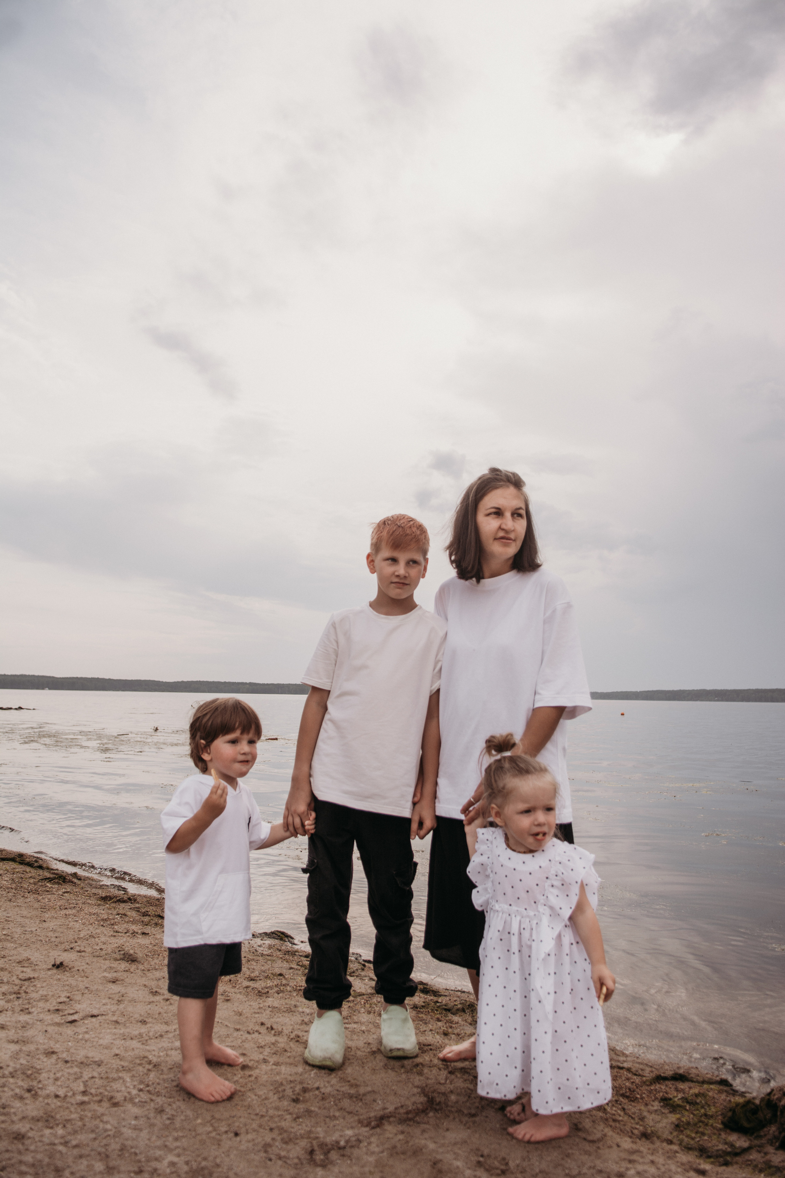 Малыши, вам сегодня уже ДВА годика!. Семейный фотограф в Екатеринбурге Всеволод и Марина Пономаревы