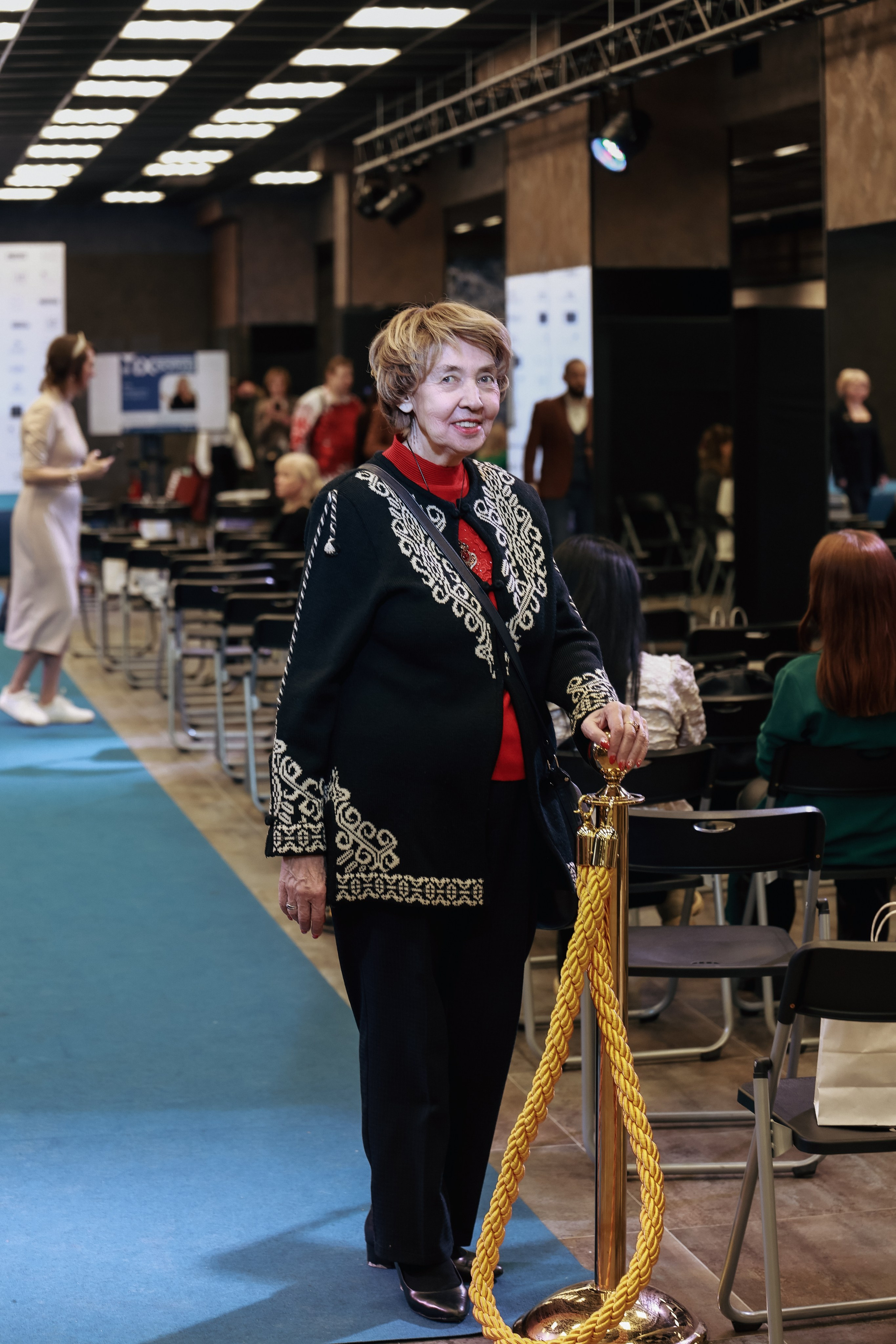 Репортажная фотосъёмка девятого Большого Женского Форума в Санкт-Петербурге. Профессиональный фотограф в Санкт-Петербурге Александр Волосенцев