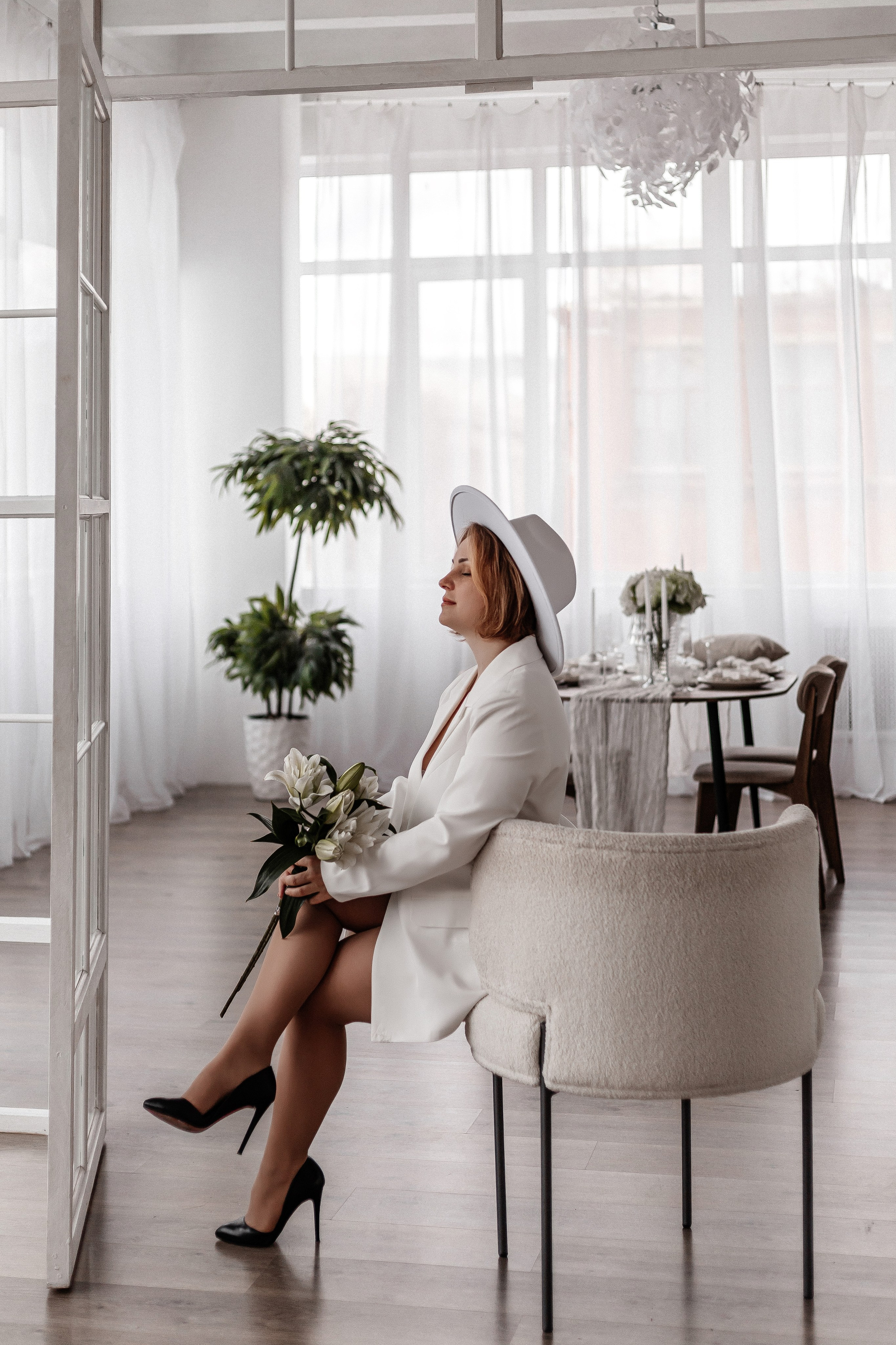 Фотопроект с живыми лилиями. Семейный фотограф в Саратове Элоиза Ляпина