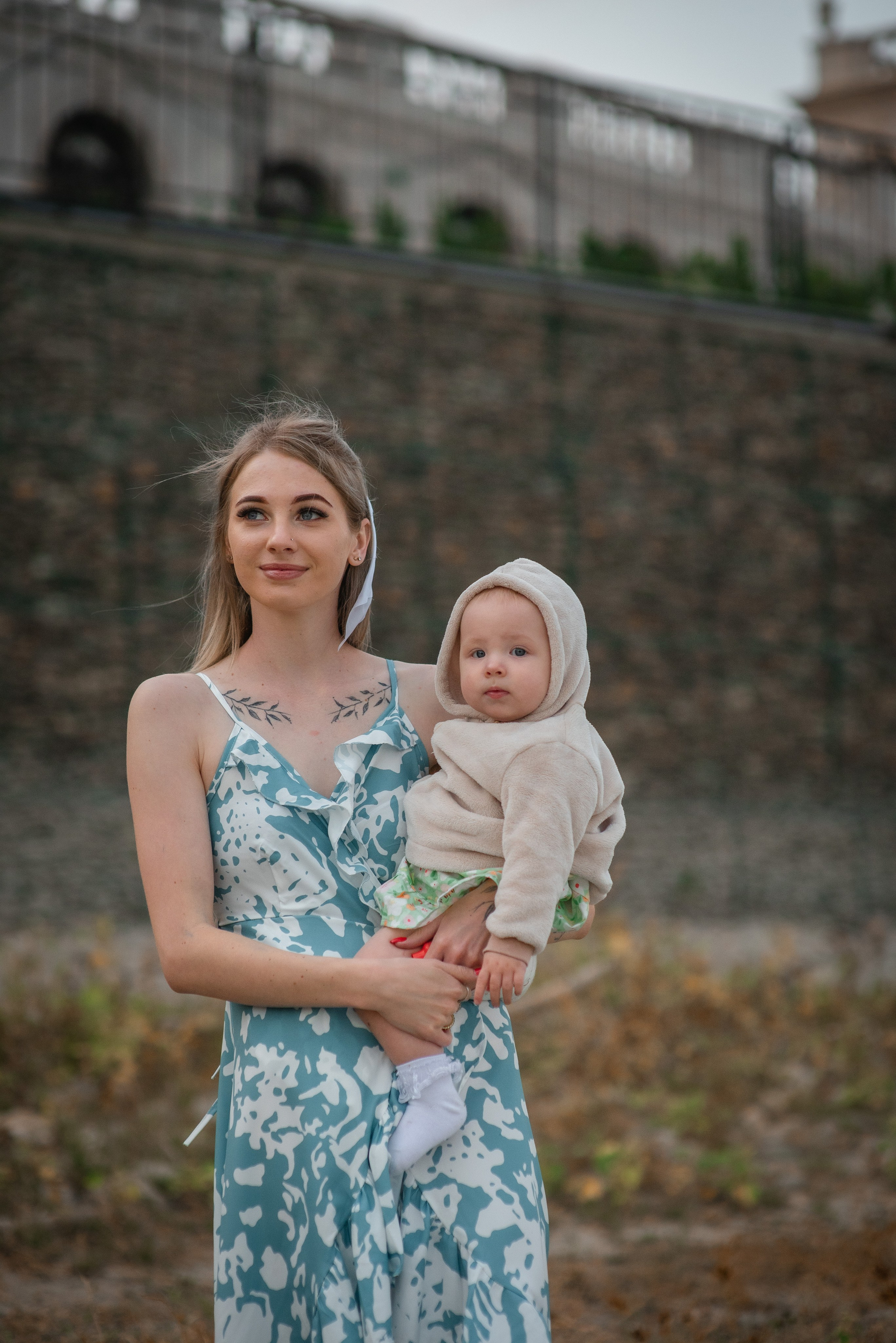 Фотосессия мама с дочкой_река Кубань (цветокор). Детский и семейный фотограф Краснодар / Сочи Сергеева Олеся