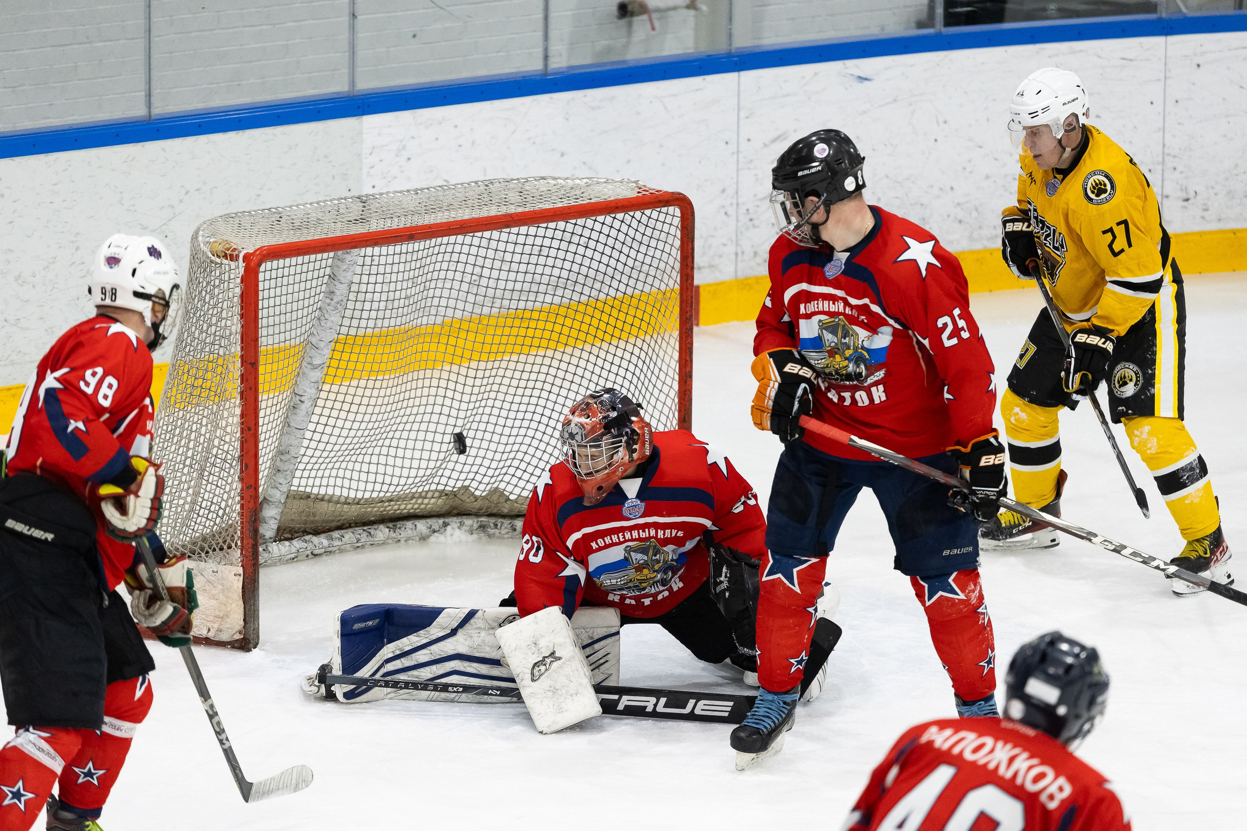 Спорт. VICTOR SAPOZHNIKOV