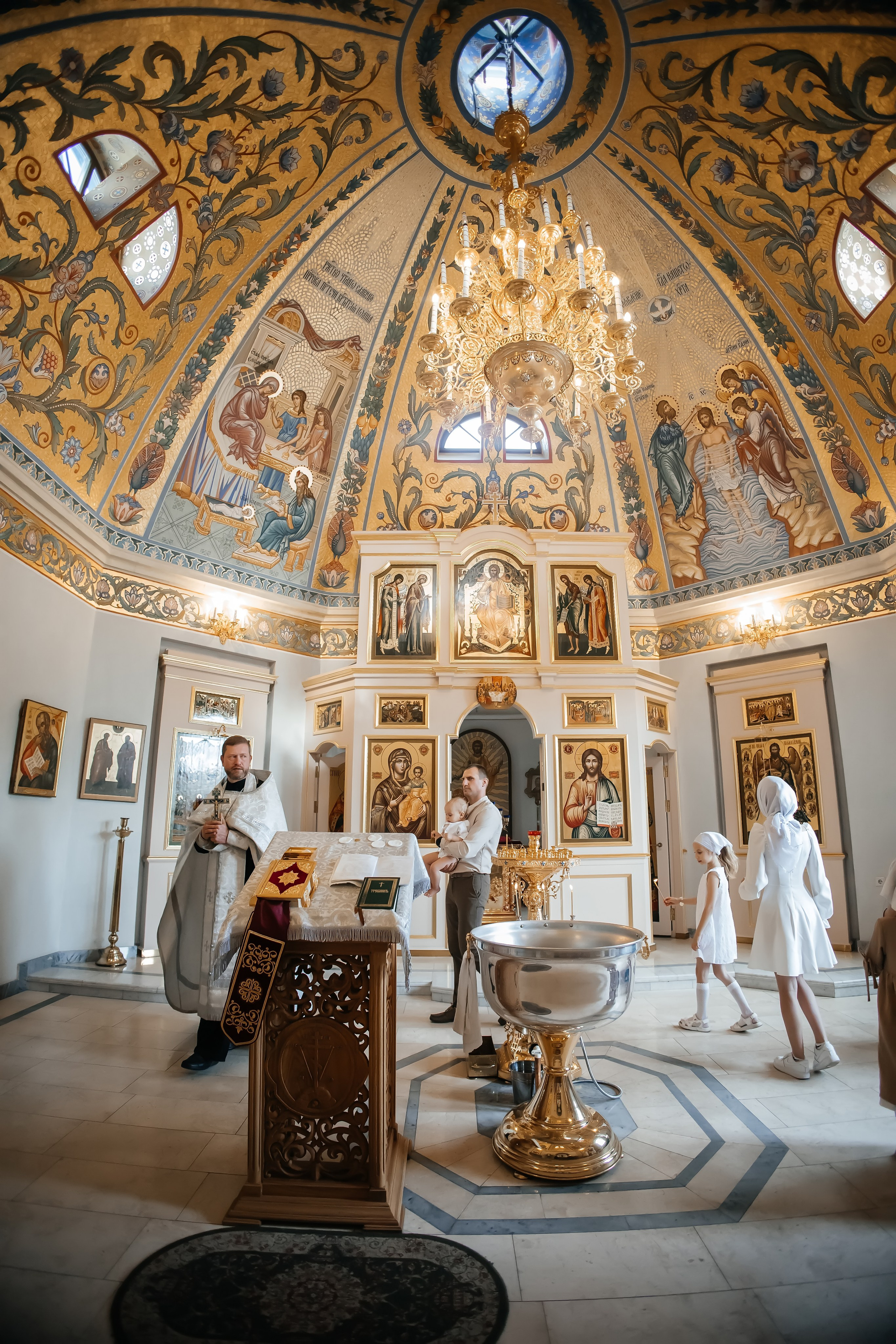 Крещение/Венчание. Фотограф на крещение и венчание Надежда Баланина в Москве