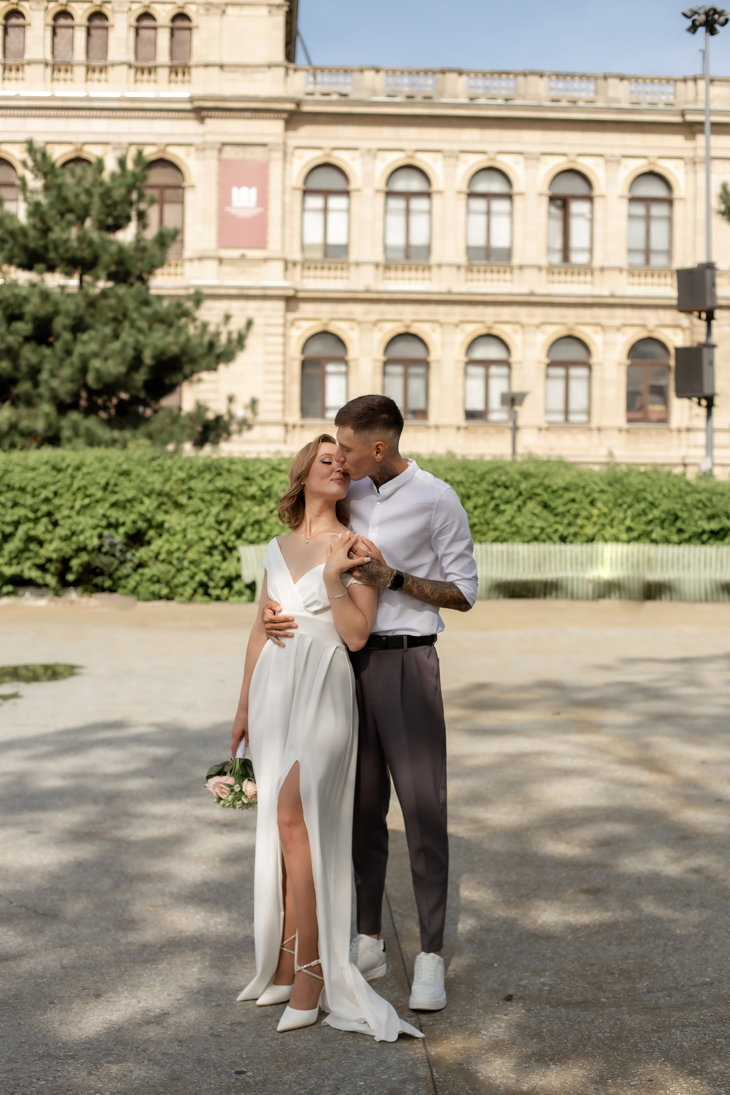 Саша и Вика. Биржевой сквер. Фотограф в Калининграде Решетникова Алина