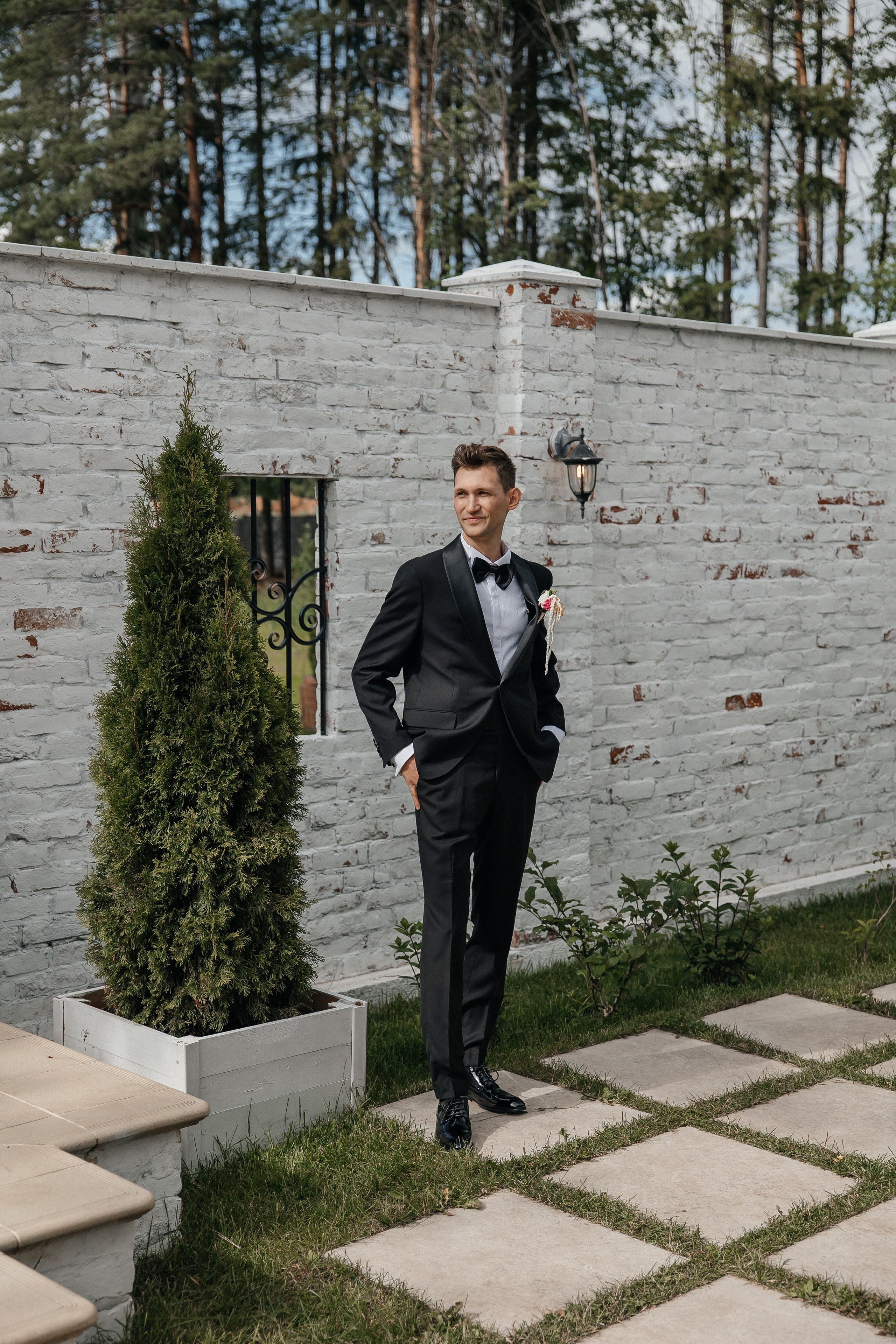 Свадебная фотосессия в ресторане Турандот, свадьба на площадке House for wedding Дом у озера. Свадебный фотограф в Москве Дарья Олендарёва