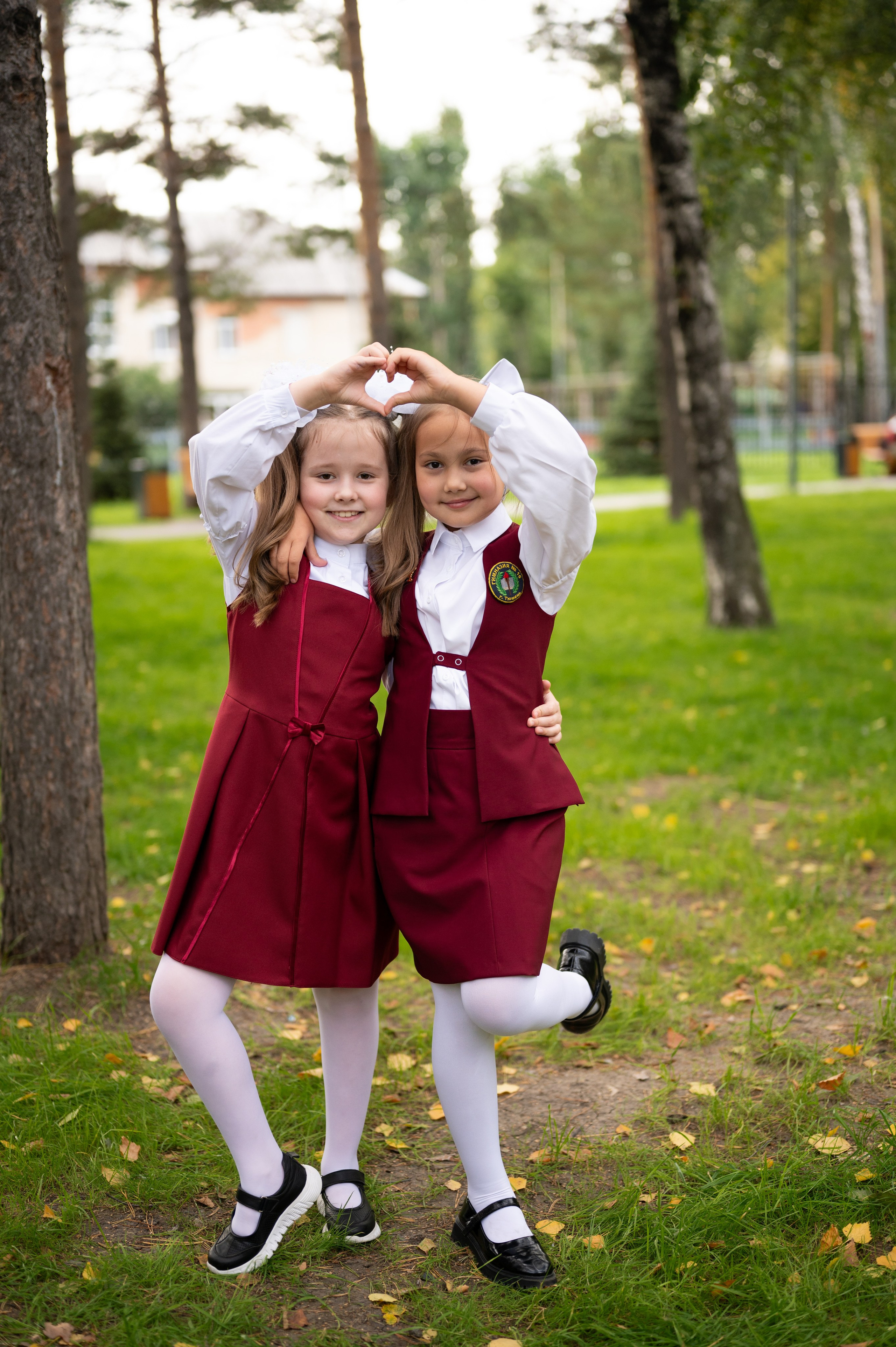 1 сентября 16 гимназия 2 класс (линейка + в классе+ на улице). Фотограф новорожденных, семейный детский в Тюмени Татьяна Морозова