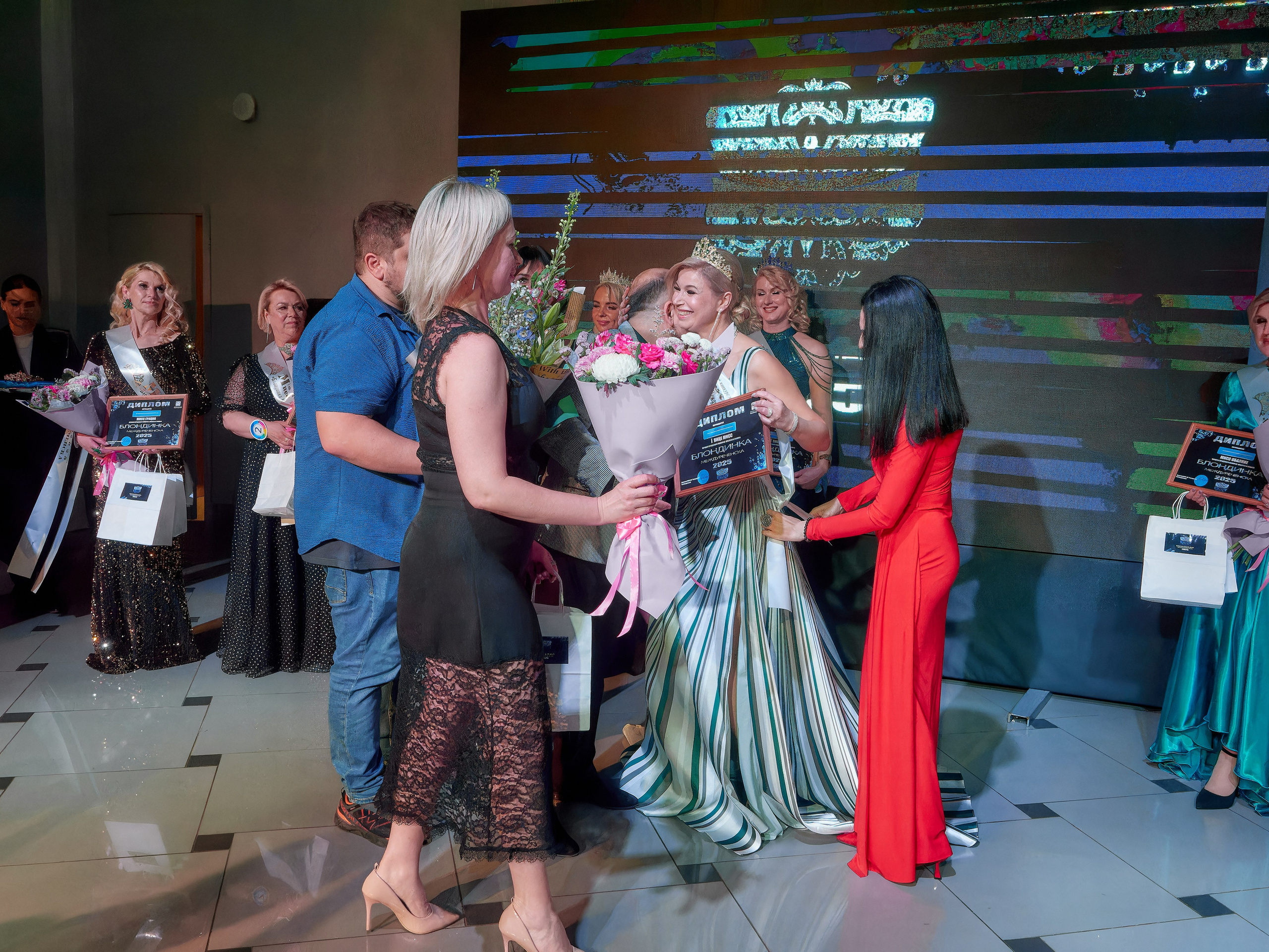 Блондинка Междуреченска. Семейный и детский фотограф в Междуреченск Олег Бамбульский