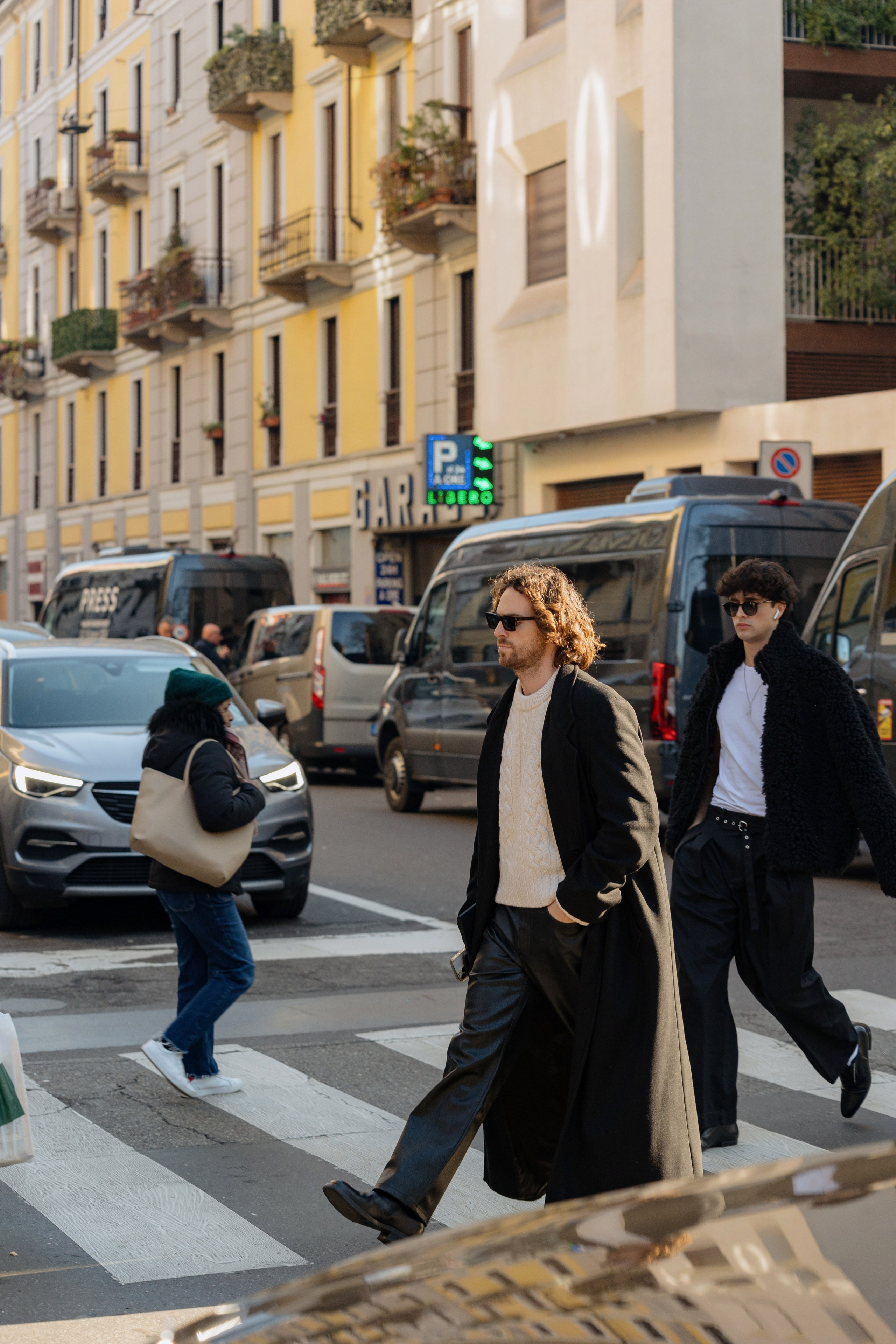 Milan Mens fashion week FW 24/25 D&G. Photographer in Milan Ivan Goncharov