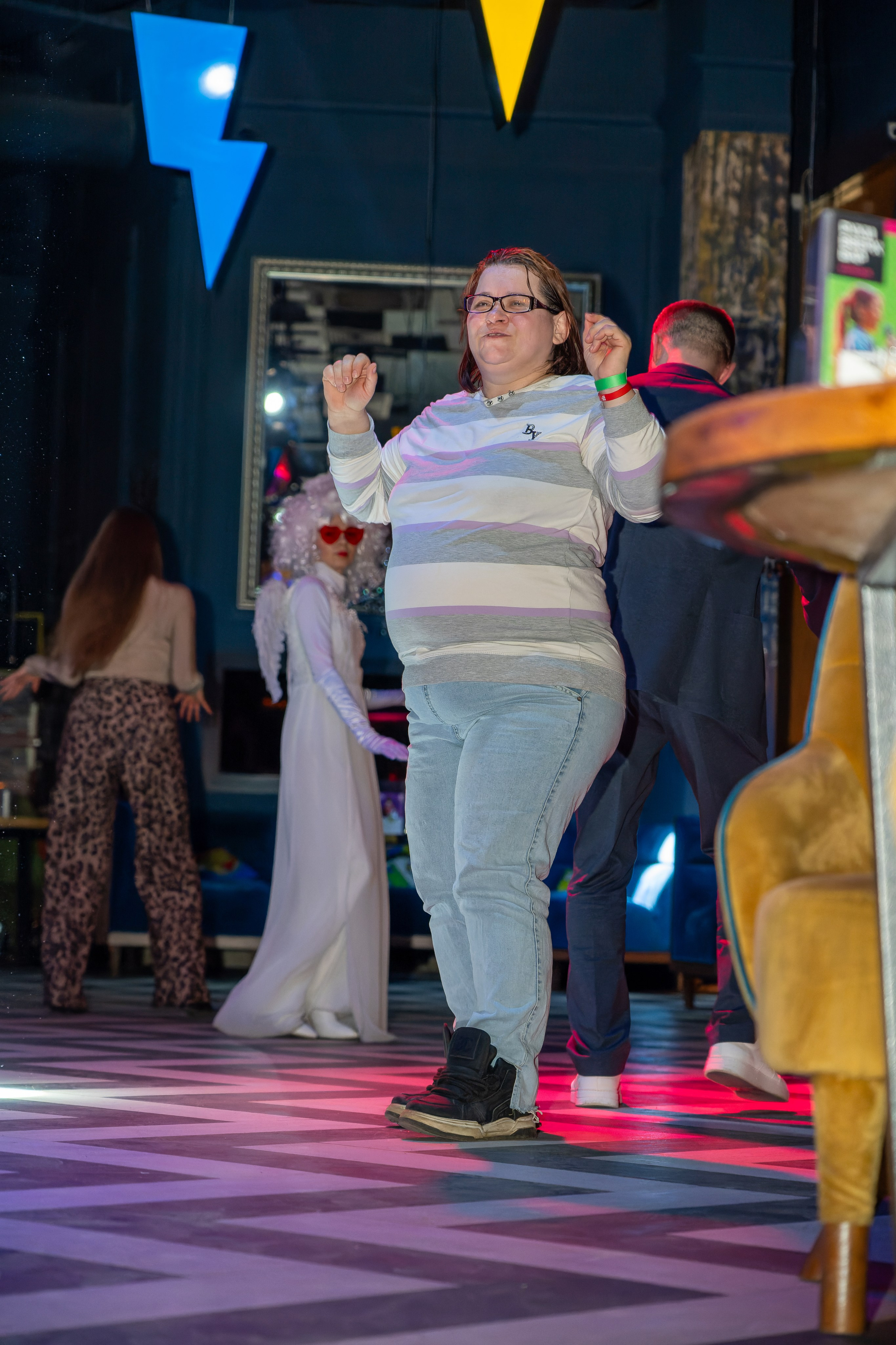 Съёмка мероприятия в баре Руки вверх. «Студия DRONAVT`s» — видеосъёмка и фотография г. Москва