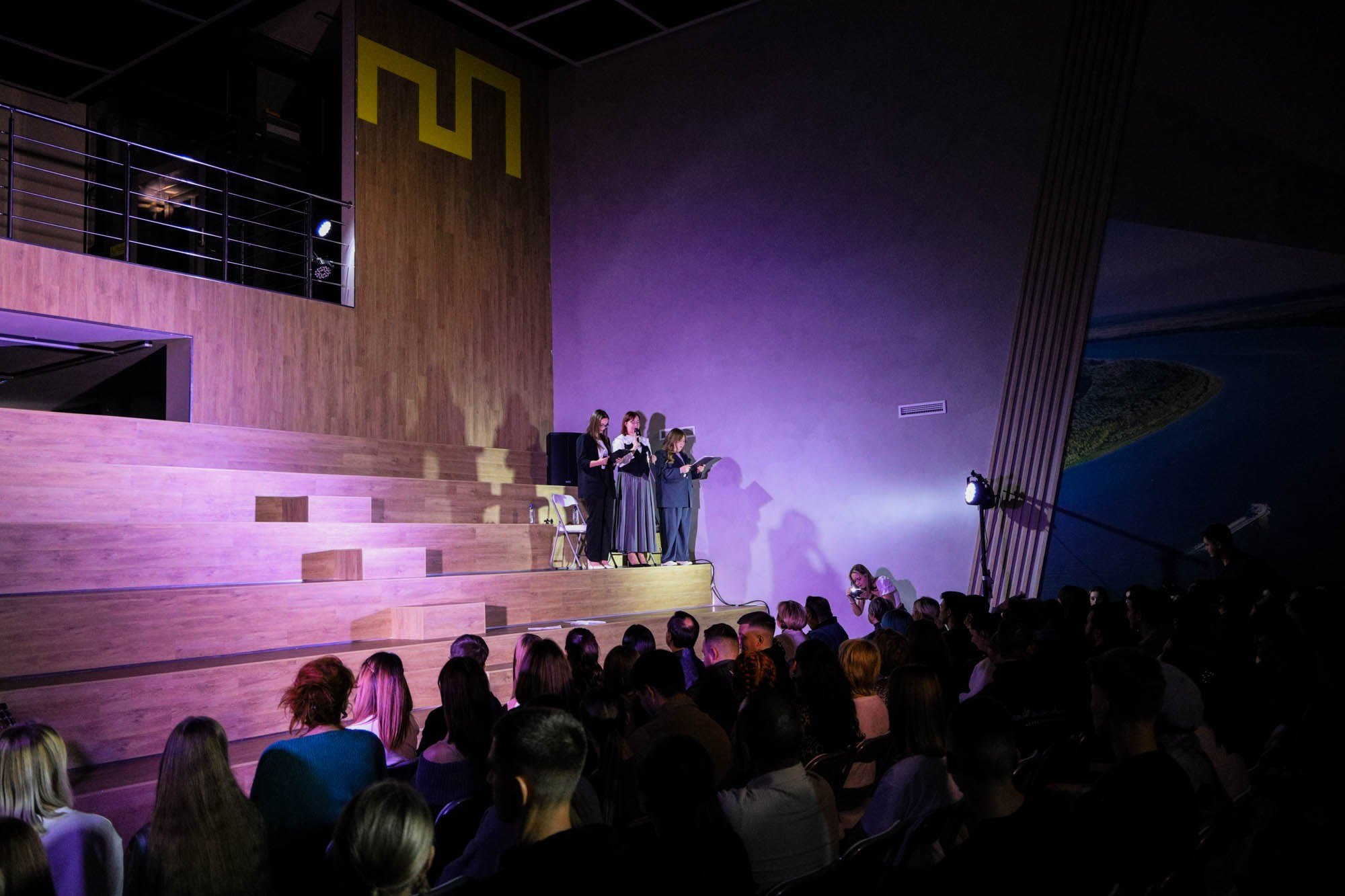 Шоу. Фотограф Yadness