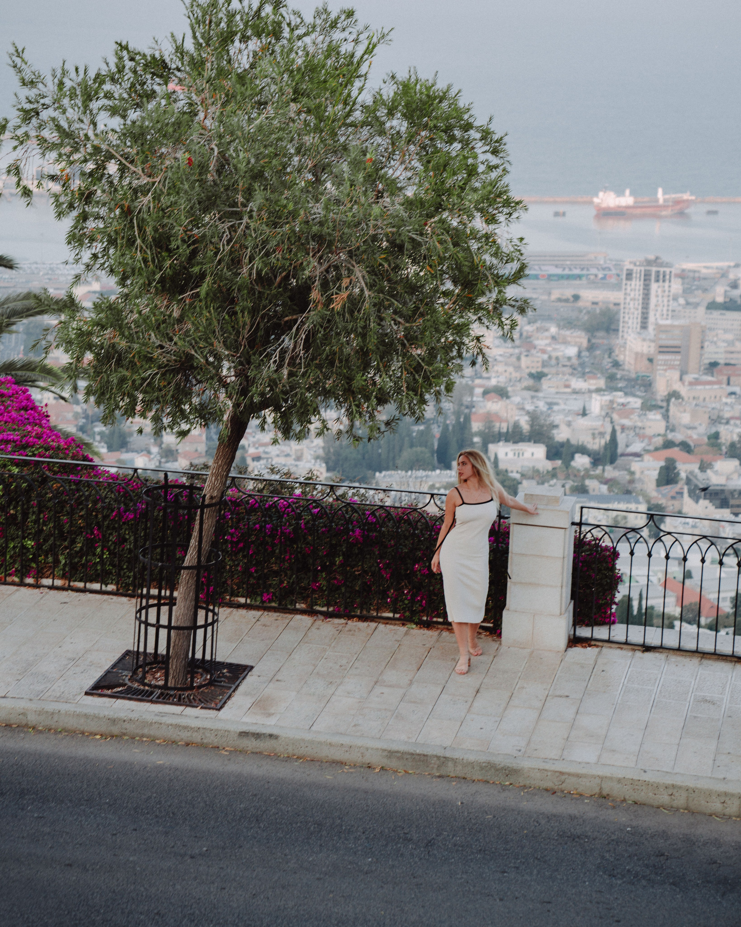 В цветущем саду. Портретный и свадебный фотограф в Москве Финкельштенй Анна